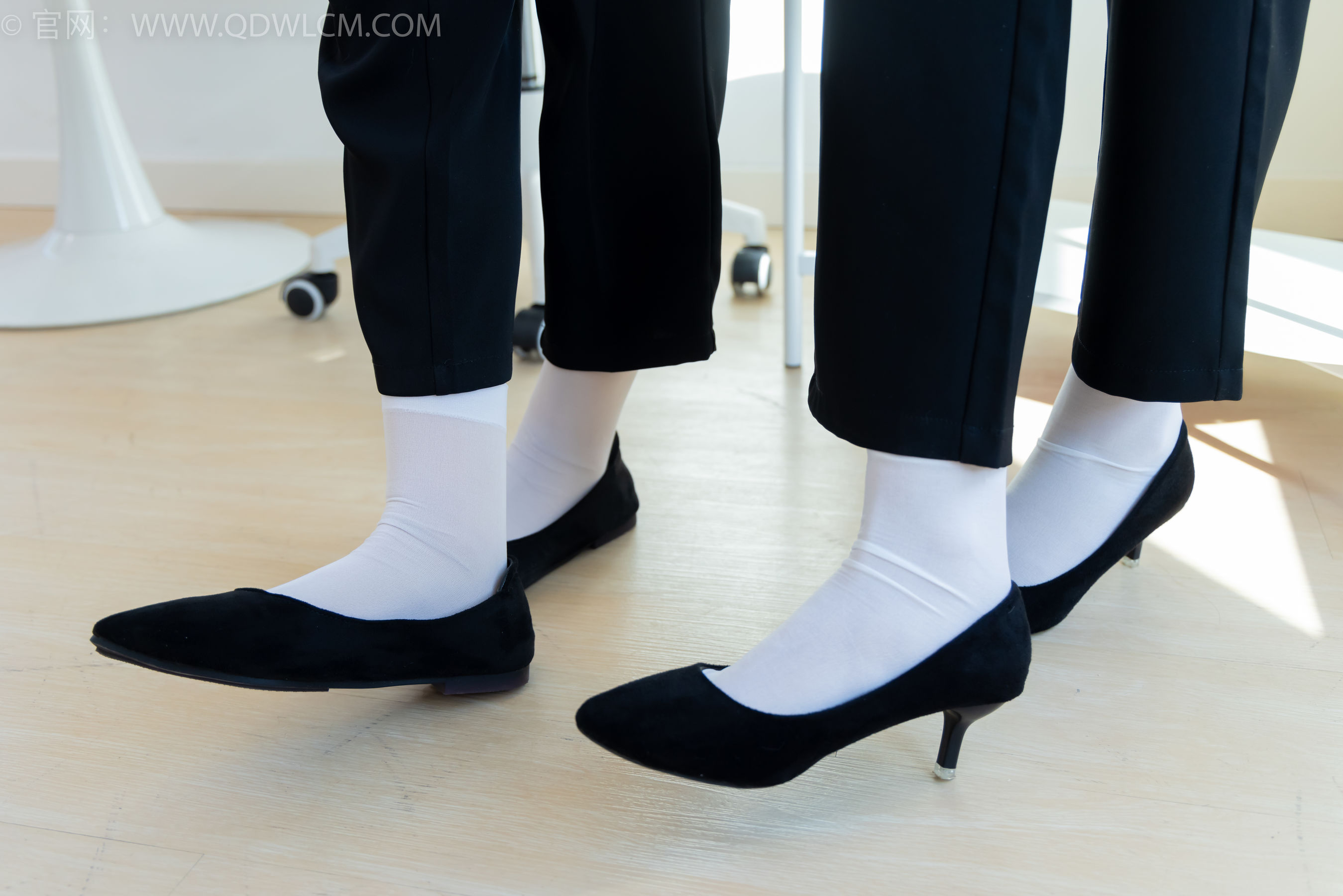 物恋传媒 No.2216 泡泡&嘉木 - 手心的蔷薇/(225P)