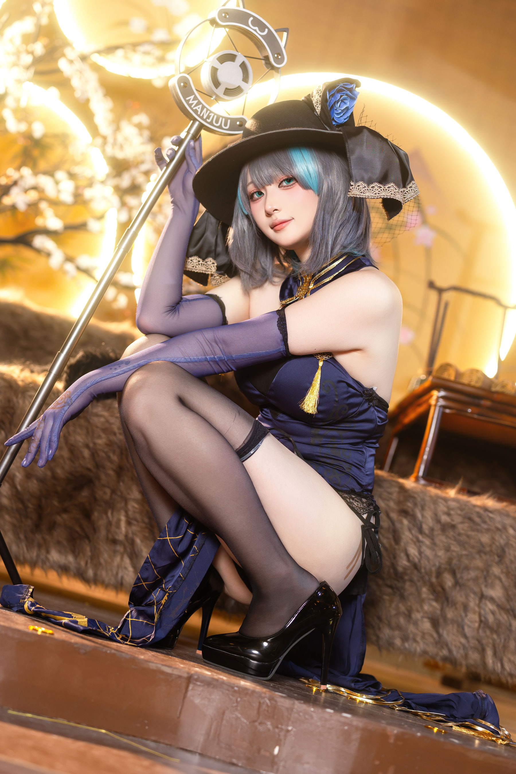 屿鱼 - 金装猫猫头/(60P)