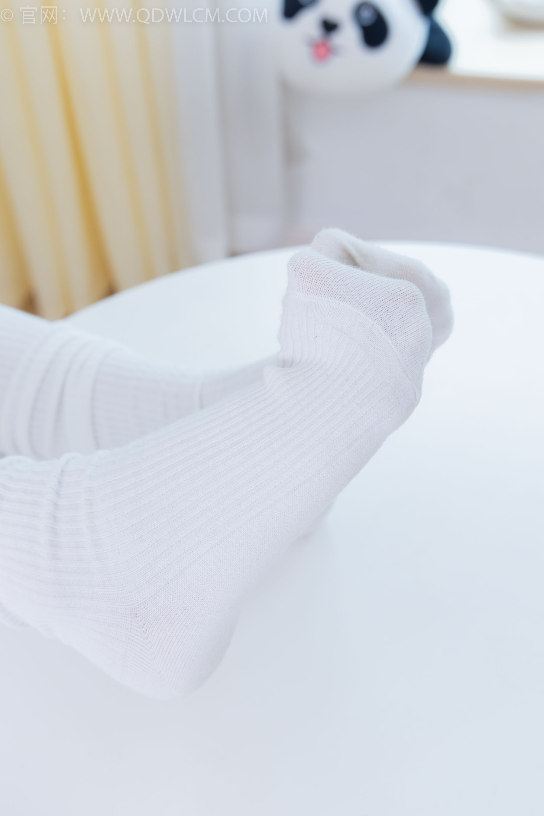 物恋传媒 No.2218 闪闪 - 黑夜是平静的/(180P)