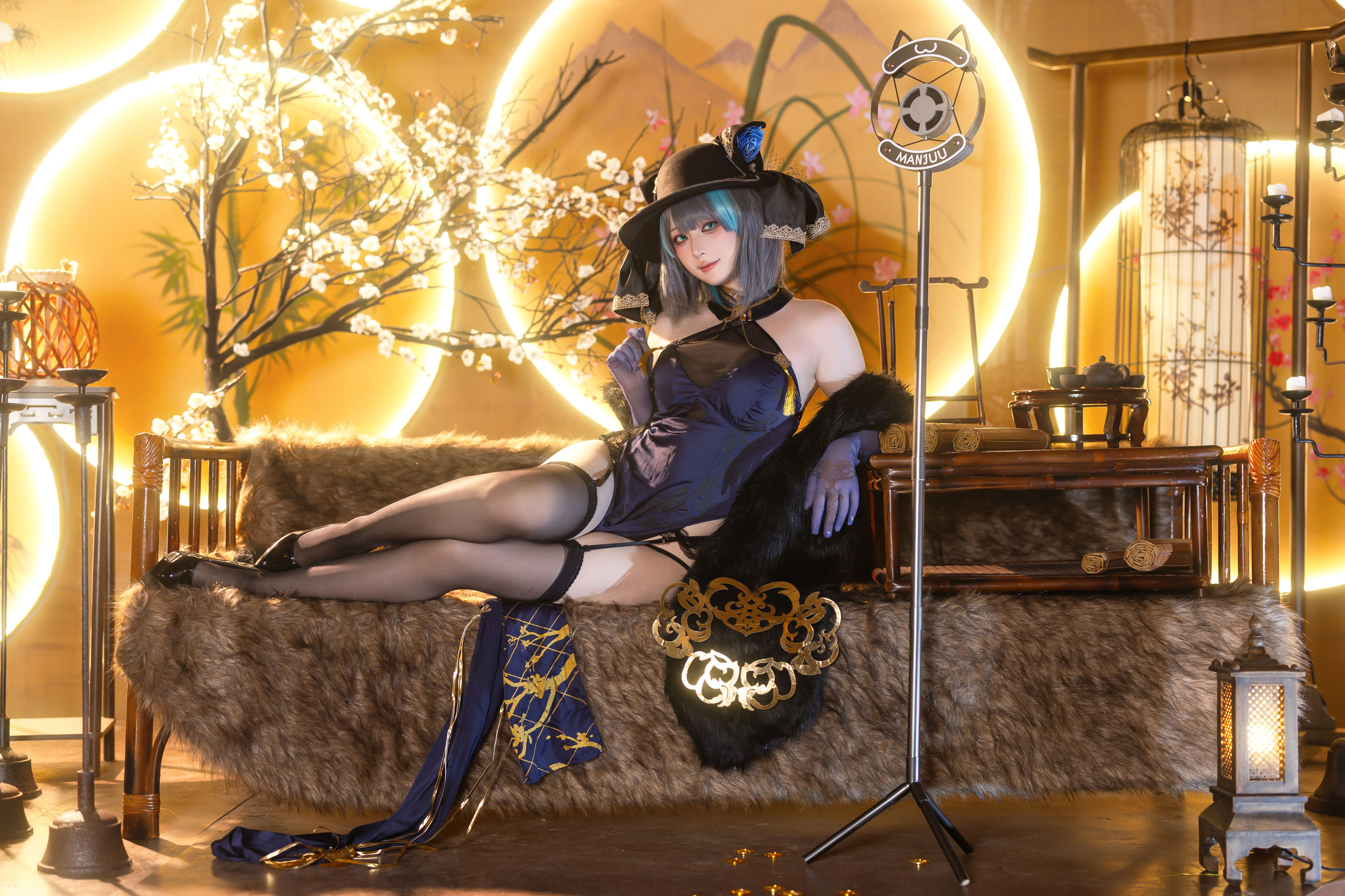 屿鱼 - 金装猫猫头/(60P)