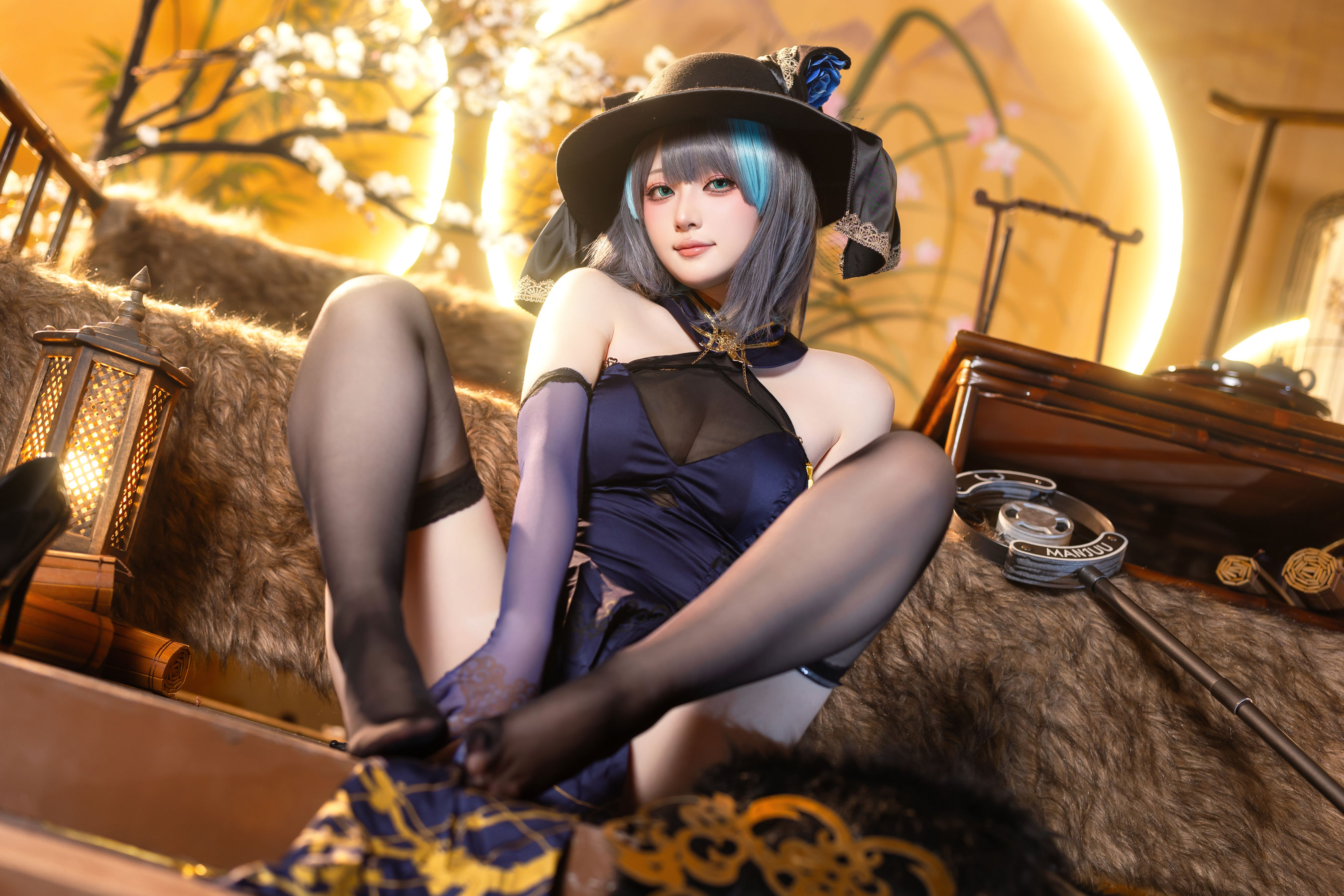 屿鱼 - 金装猫猫头/(60P)