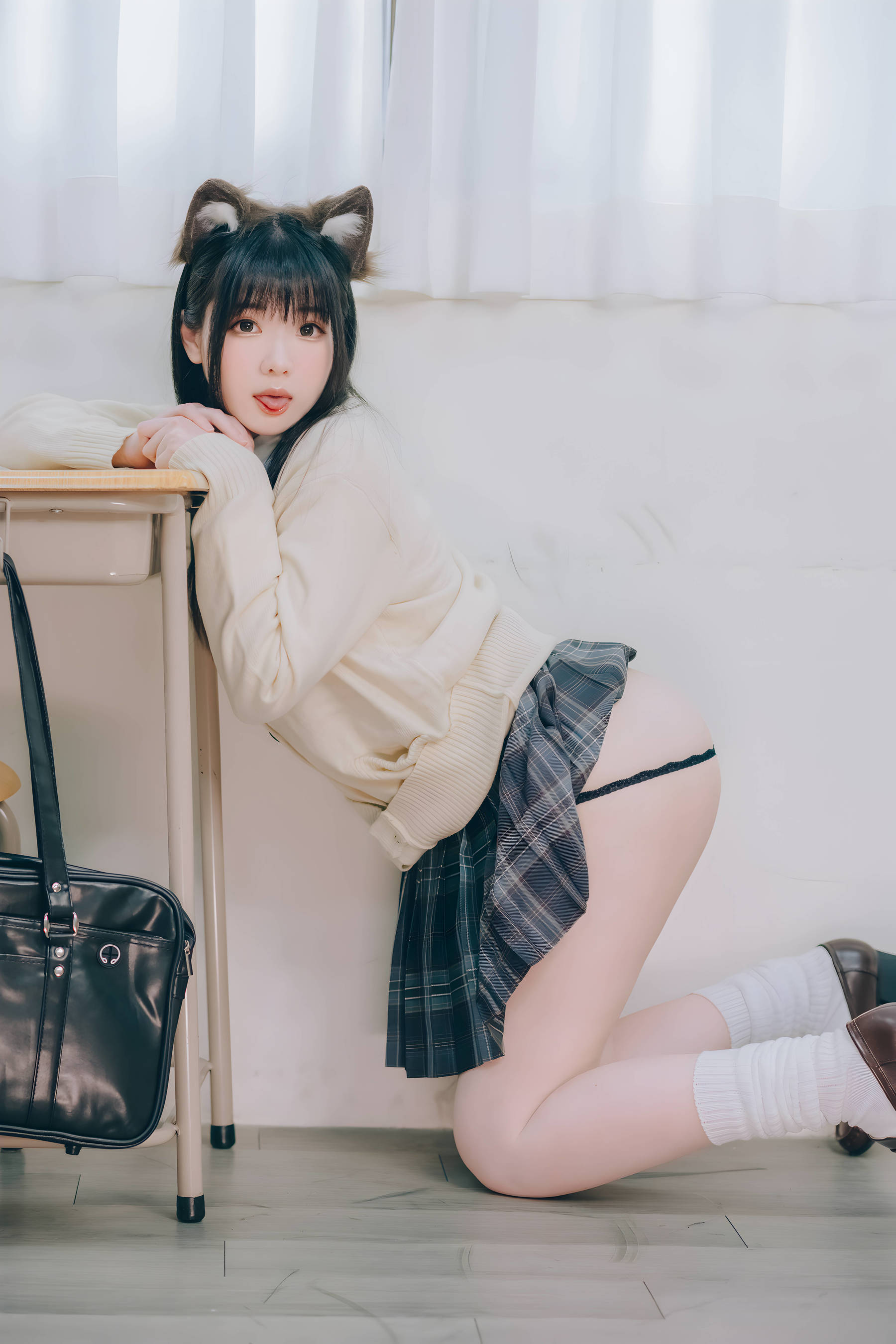 微博妹纸霜月shimo - 隣のサキュバス霜月さん vol.01/(123P)