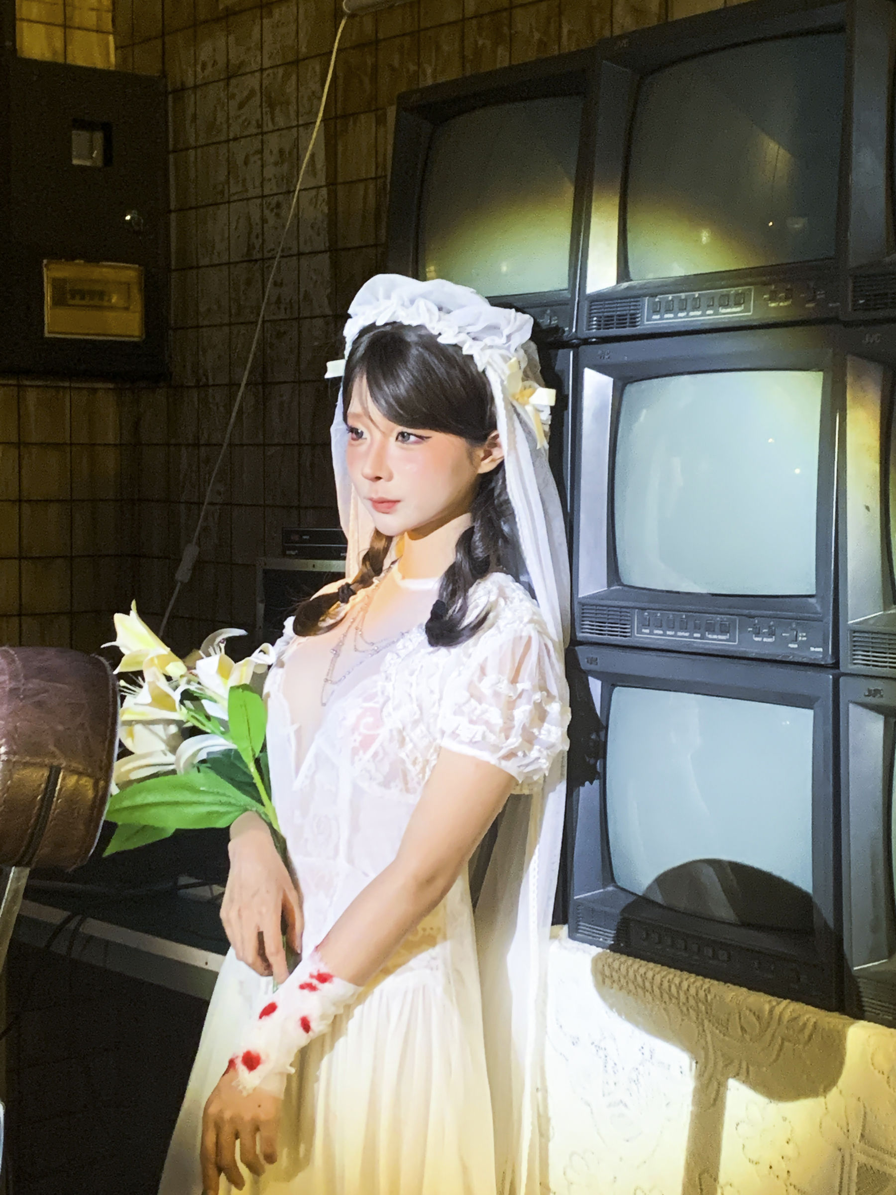 动漫博主蠢沫沫 - 废墟新娘/(133P)