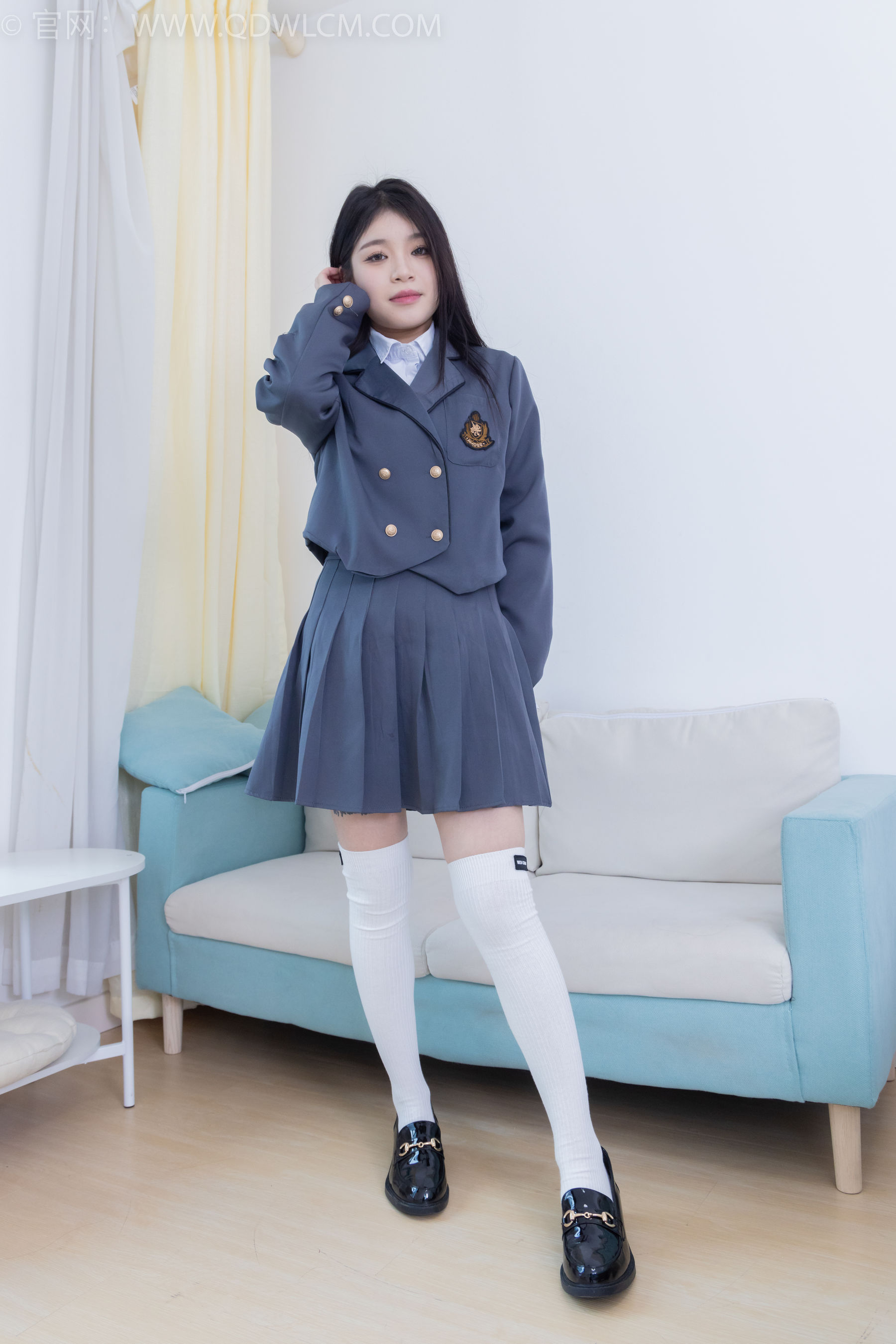 物恋传媒 No.2218 闪闪 - 黑夜是平静的/(180P)