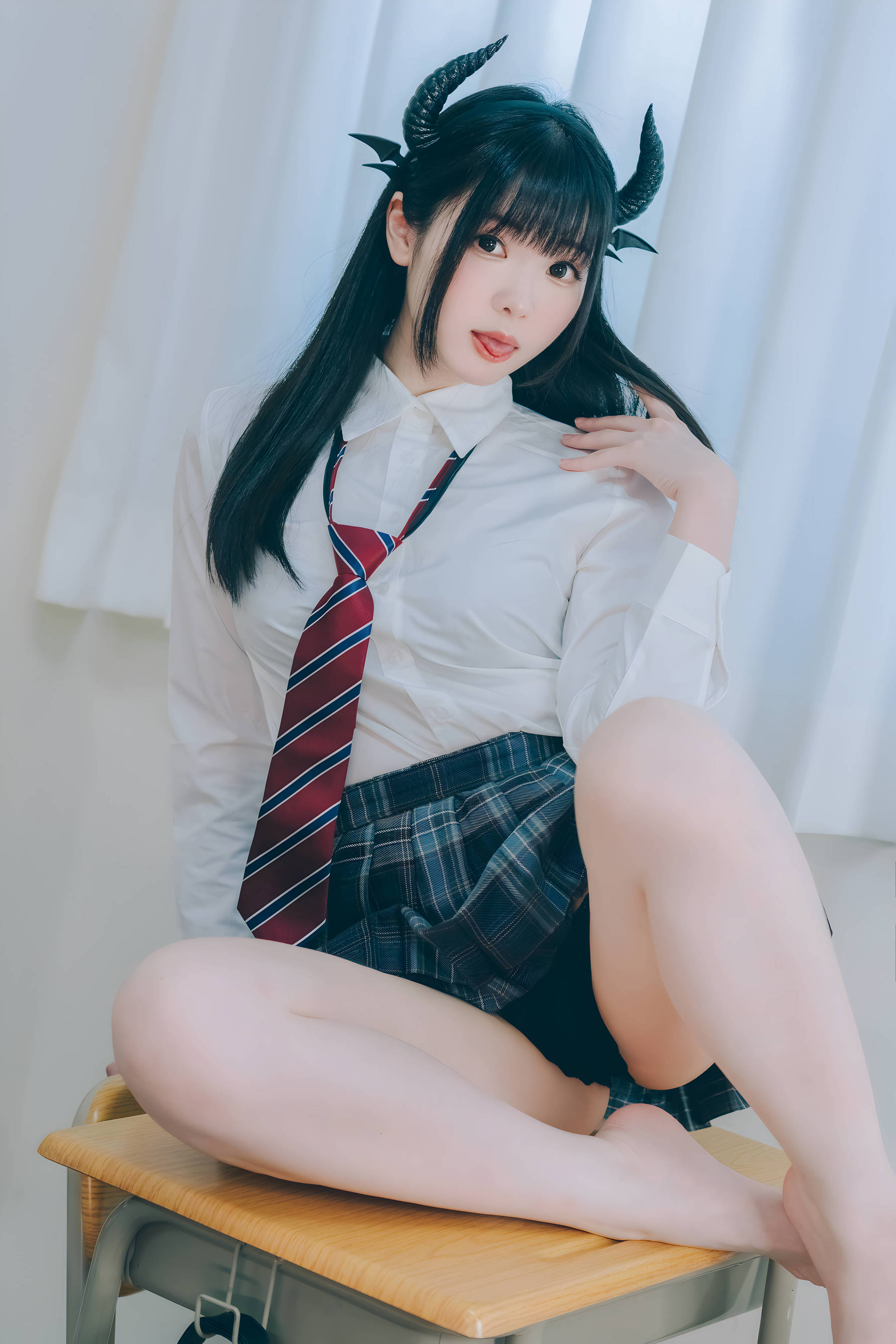 微博妹纸霜月shimo - 隣のサキュバス霜月さん vol.01/(123P)