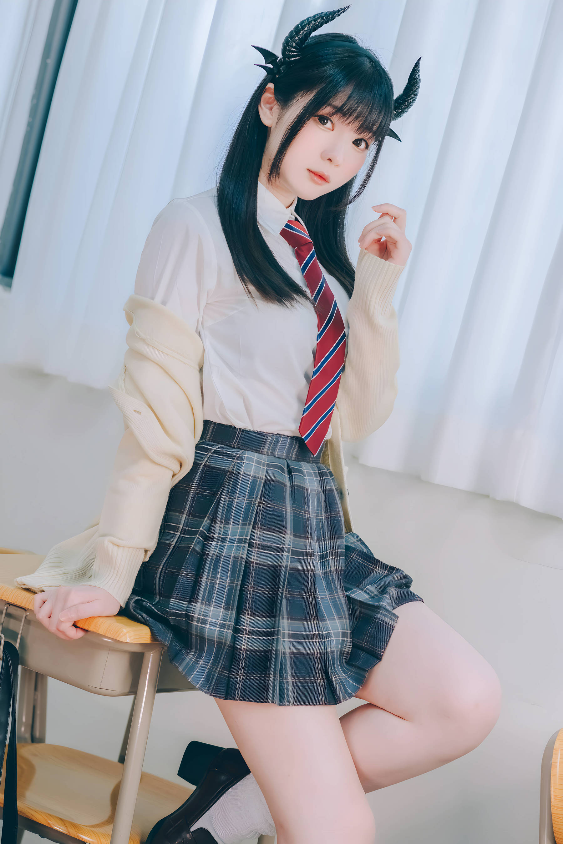 微博妹纸霜月shimo - 隣のサキュバス霜月さん vol.01/(123P)