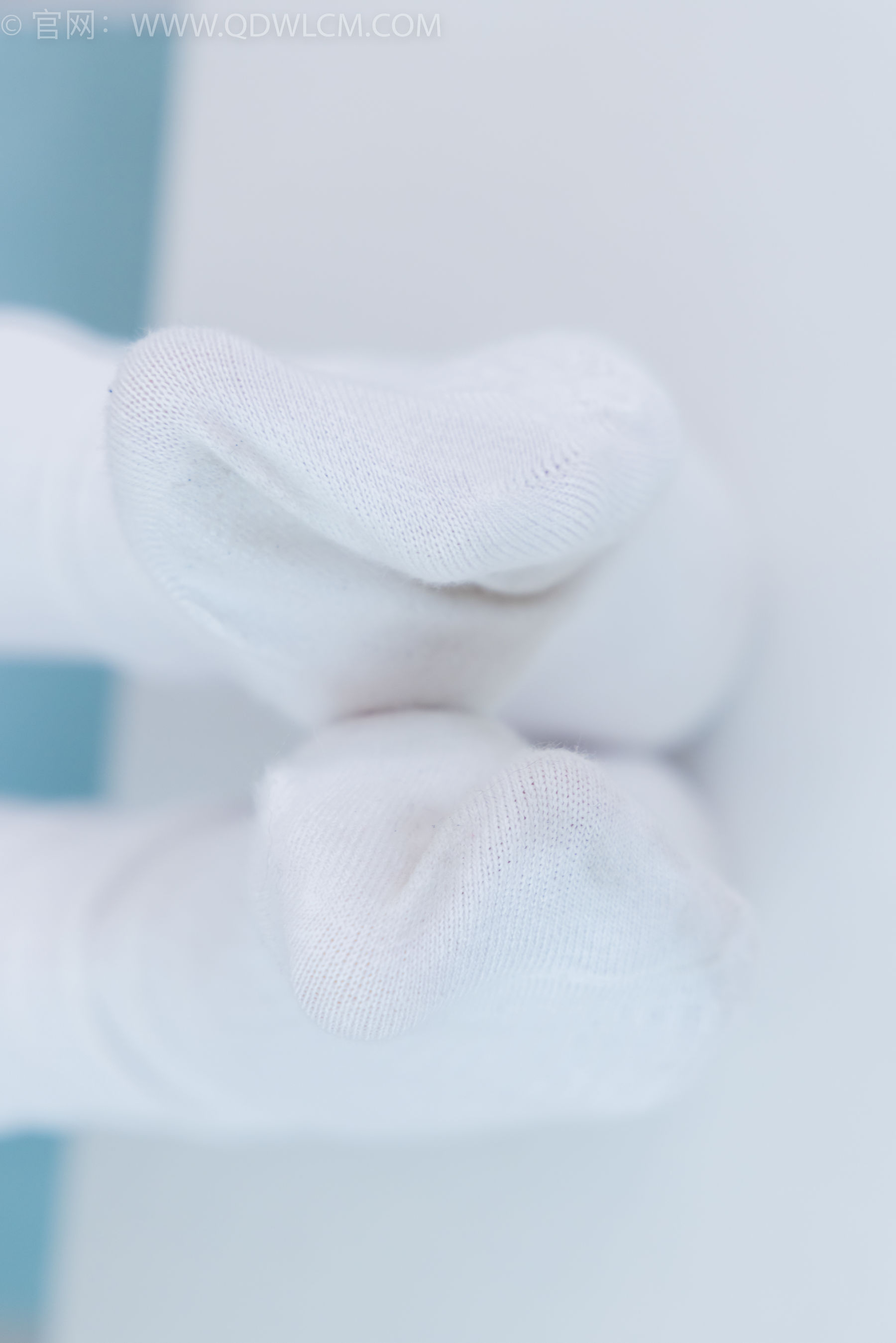 物恋传媒 No.2218 闪闪 - 黑夜是平静的/(180P)