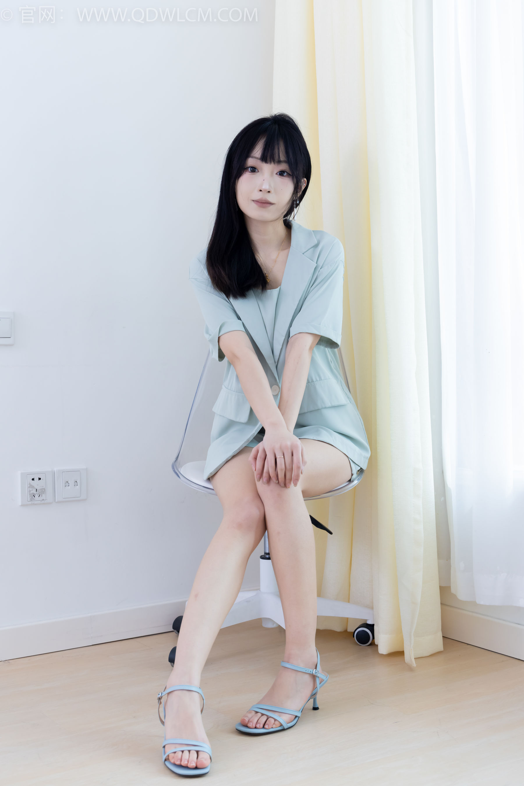 物恋传媒 No.2217 嘟嘟 - 正午阳光/(160P)