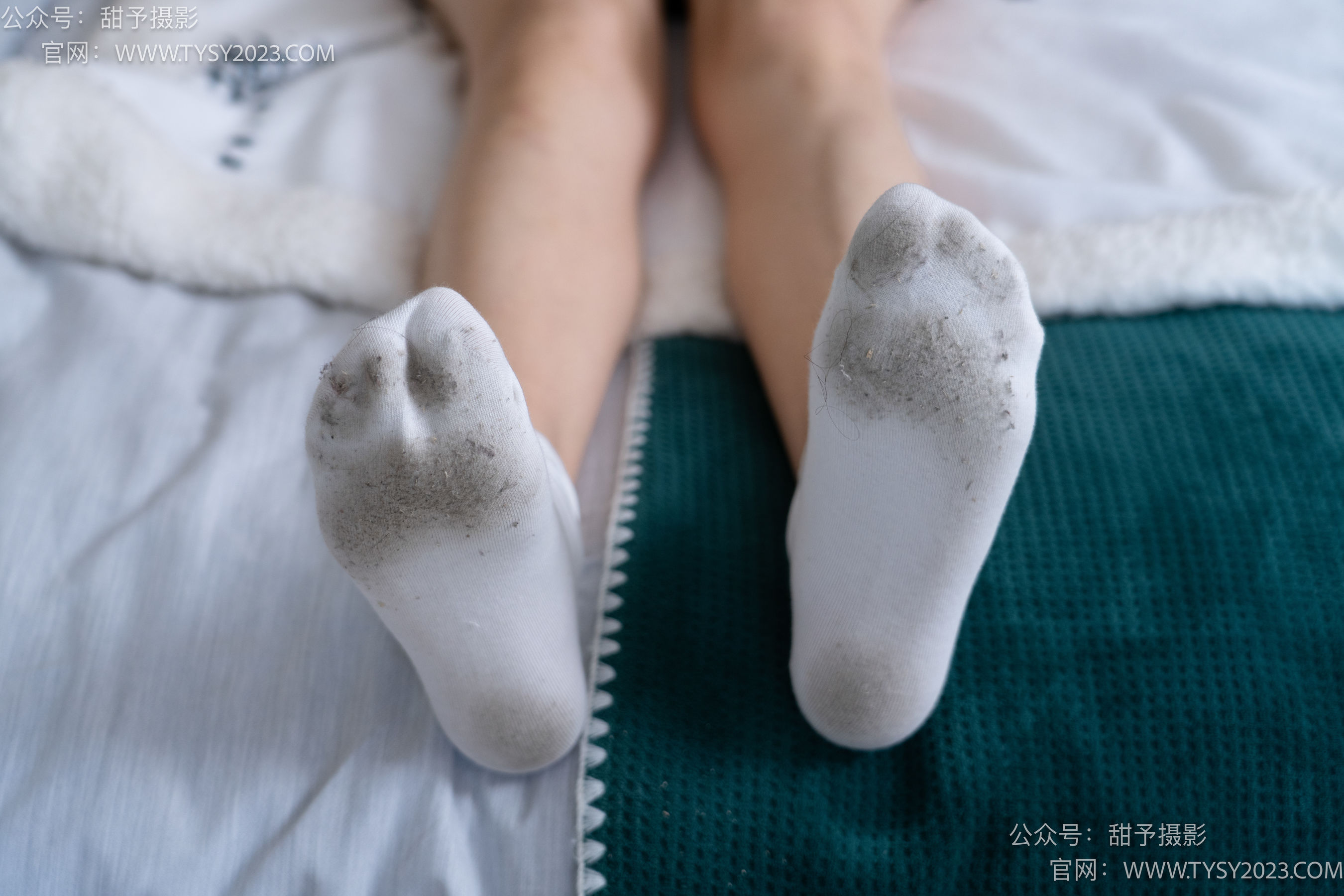 甜予摄影 No.099 澜澜-帆布鞋、皮鞋、短肉丝、白棉袜、裸足/(140P)