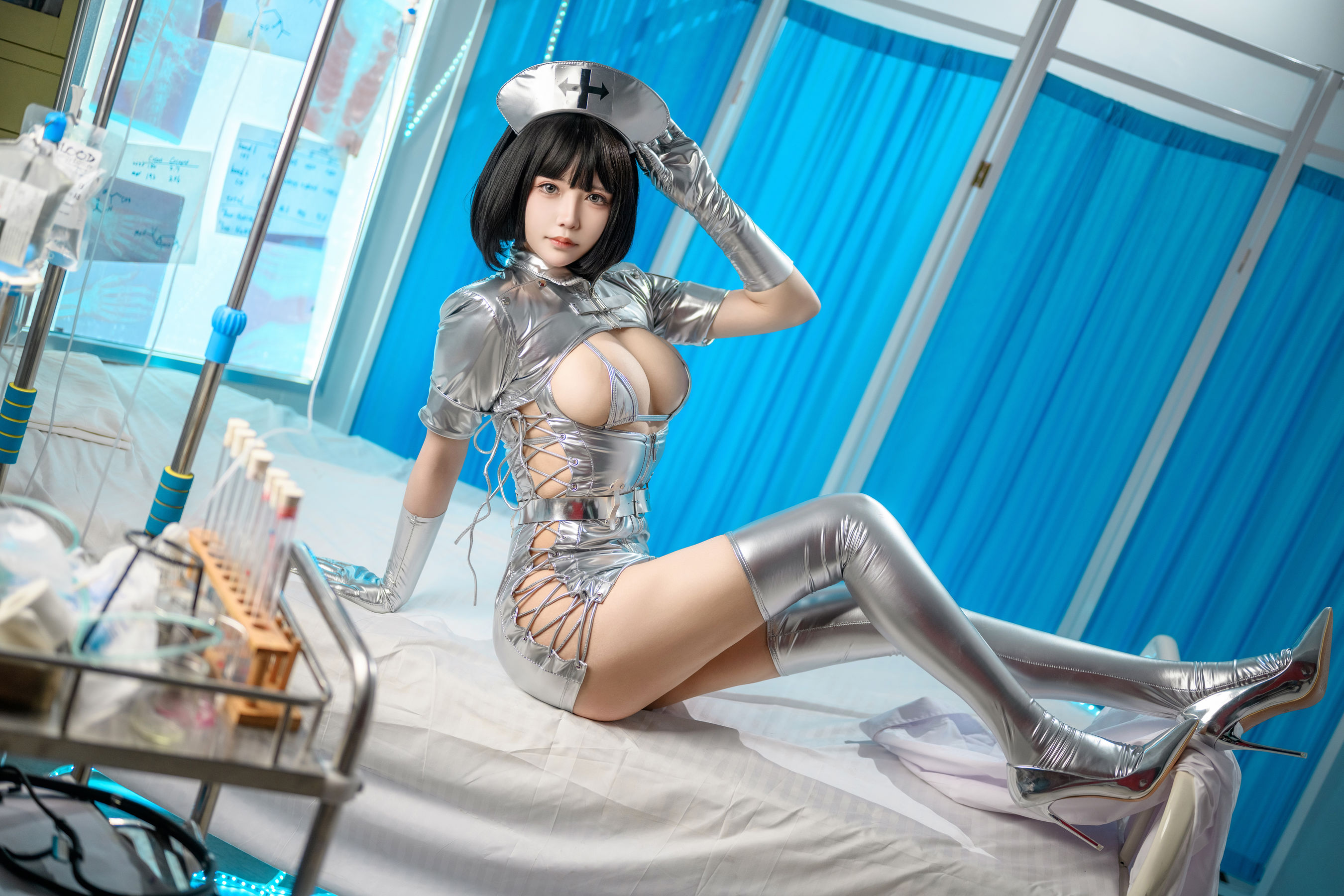 二次元妹子抱走莫子aa - 银护士/(52P)