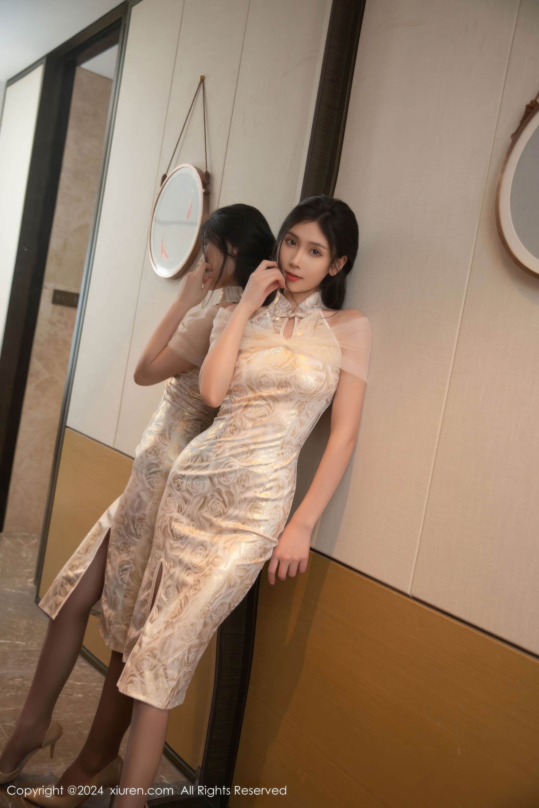 [秀人XiuRen] 2024.12.11 No.9583 刘婷婷/(80P)