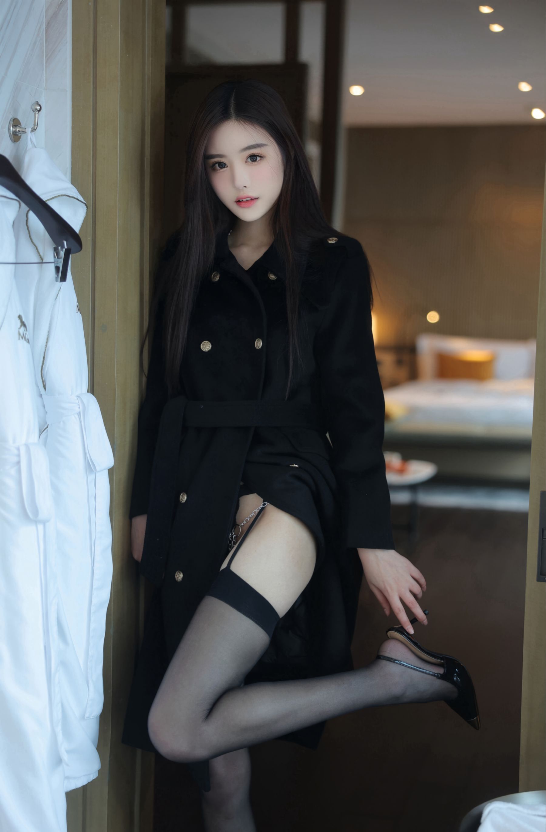 晚苏susu - 丝足美腿/(77P)