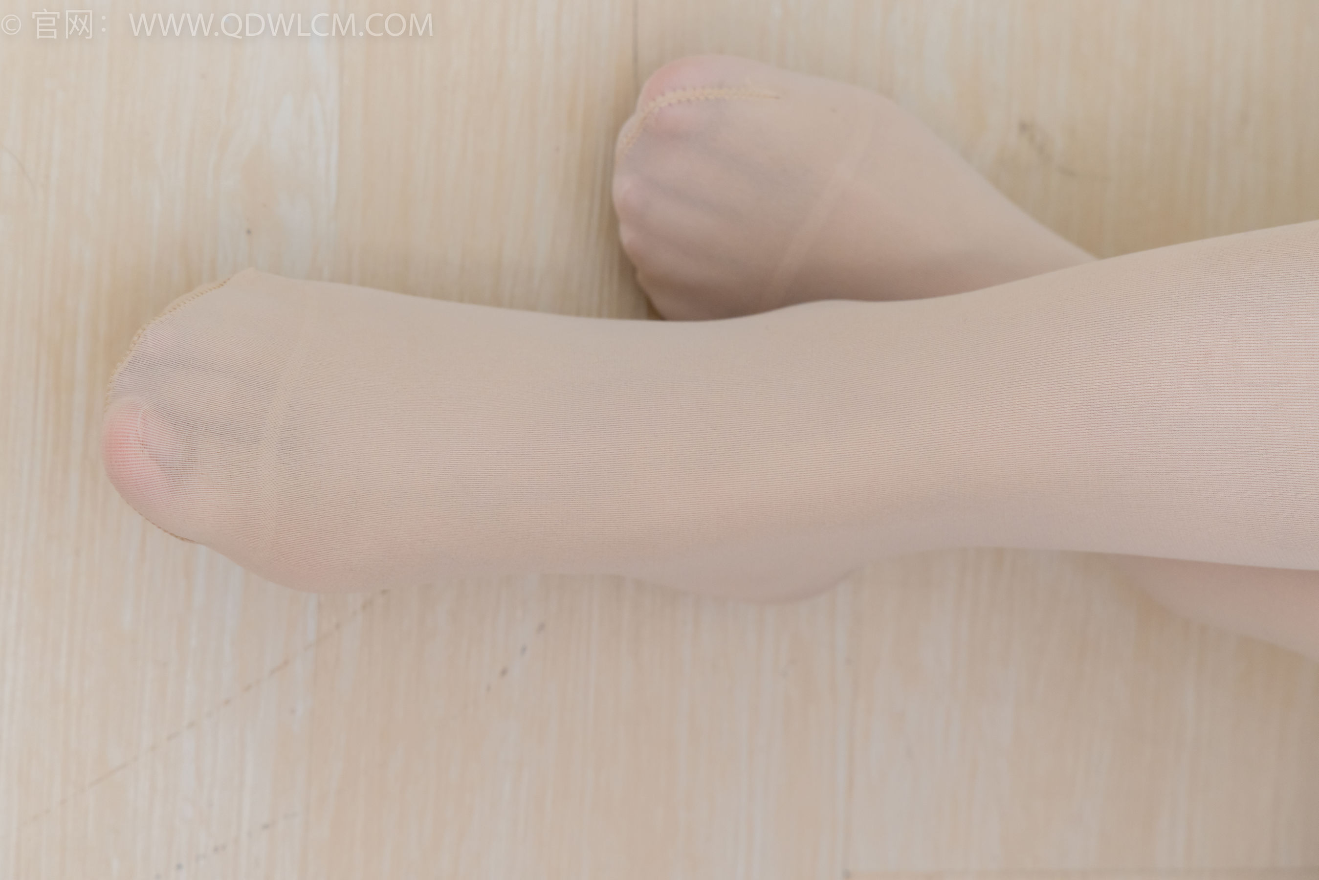 物恋传媒 No.2220 小优 - 摇晃的红酒杯/(150P)