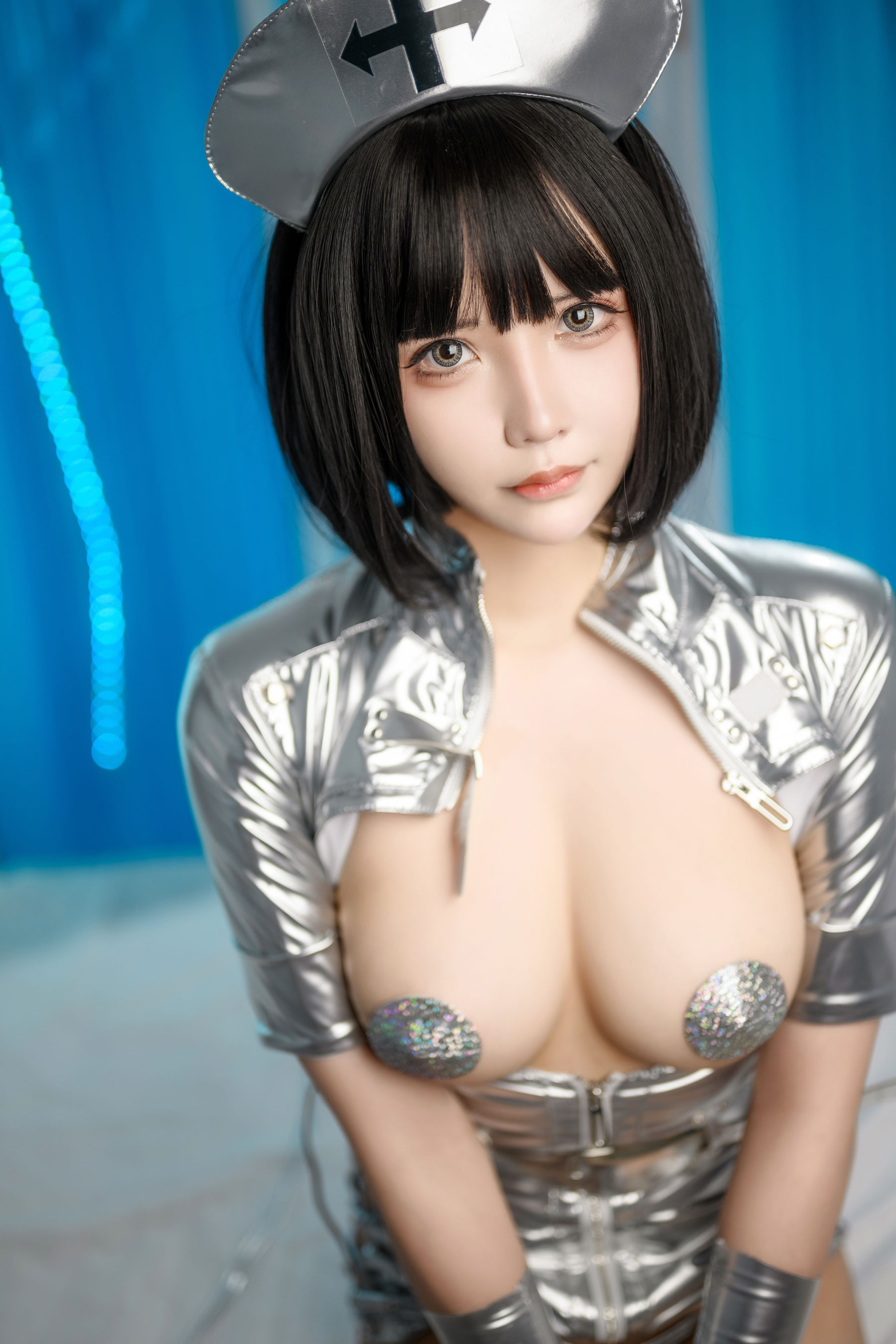 二次元妹子抱走莫子aa - 银护士/(52P)