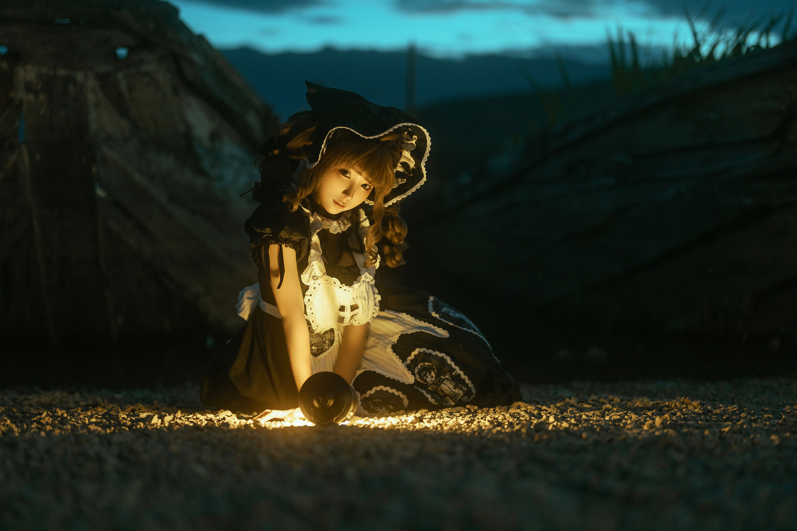 动漫博主蠢沫沫 - 洱海黑色/(17P)