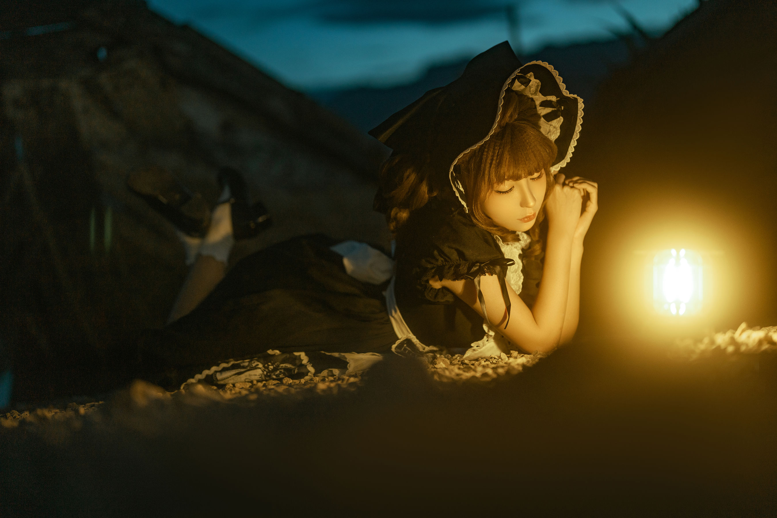 动漫博主蠢沫沫 - 洱海黑色/(17P)