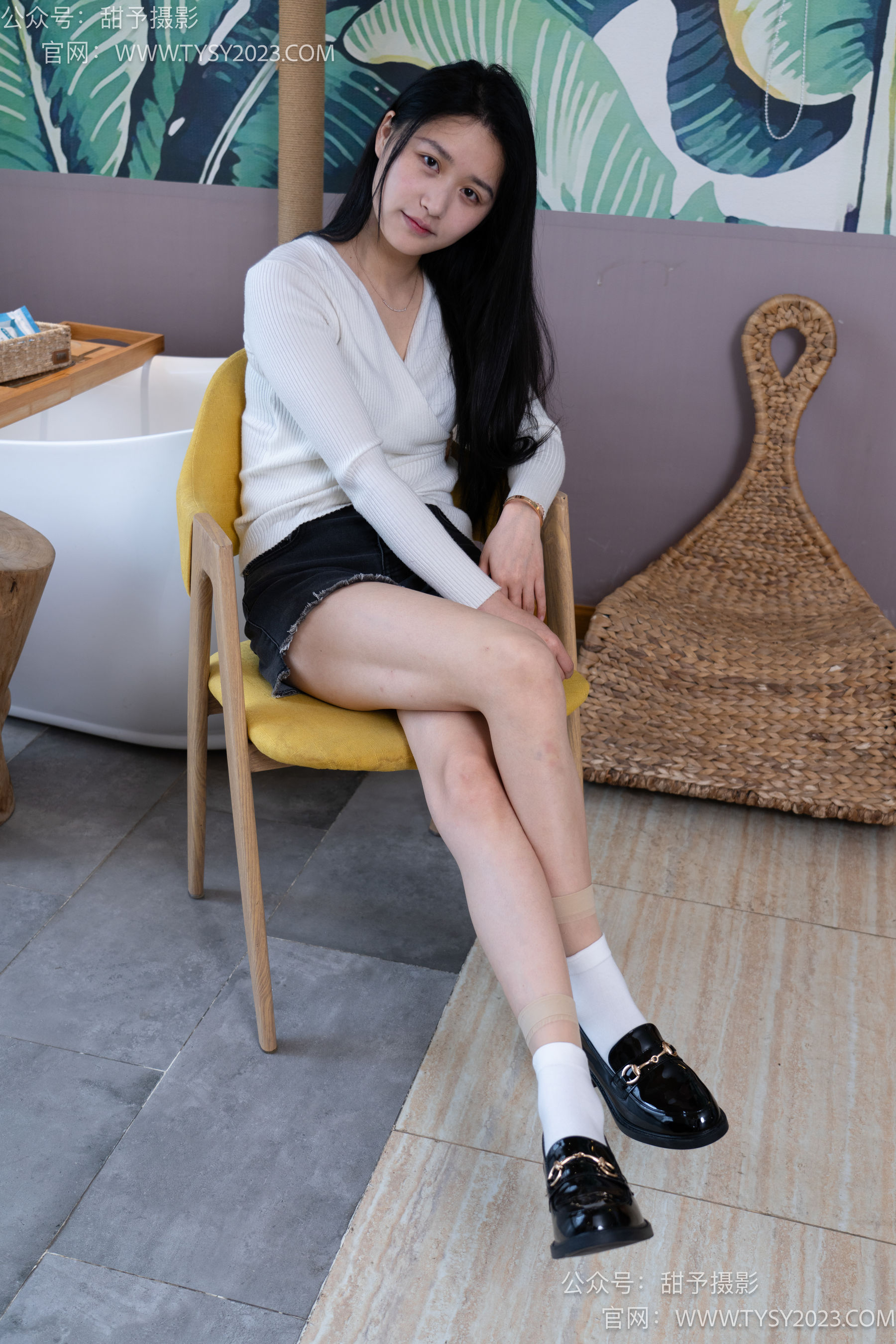 甜予摄影 No.099 澜澜-帆布鞋、皮鞋、短肉丝、白棉袜、裸足/(140P)
