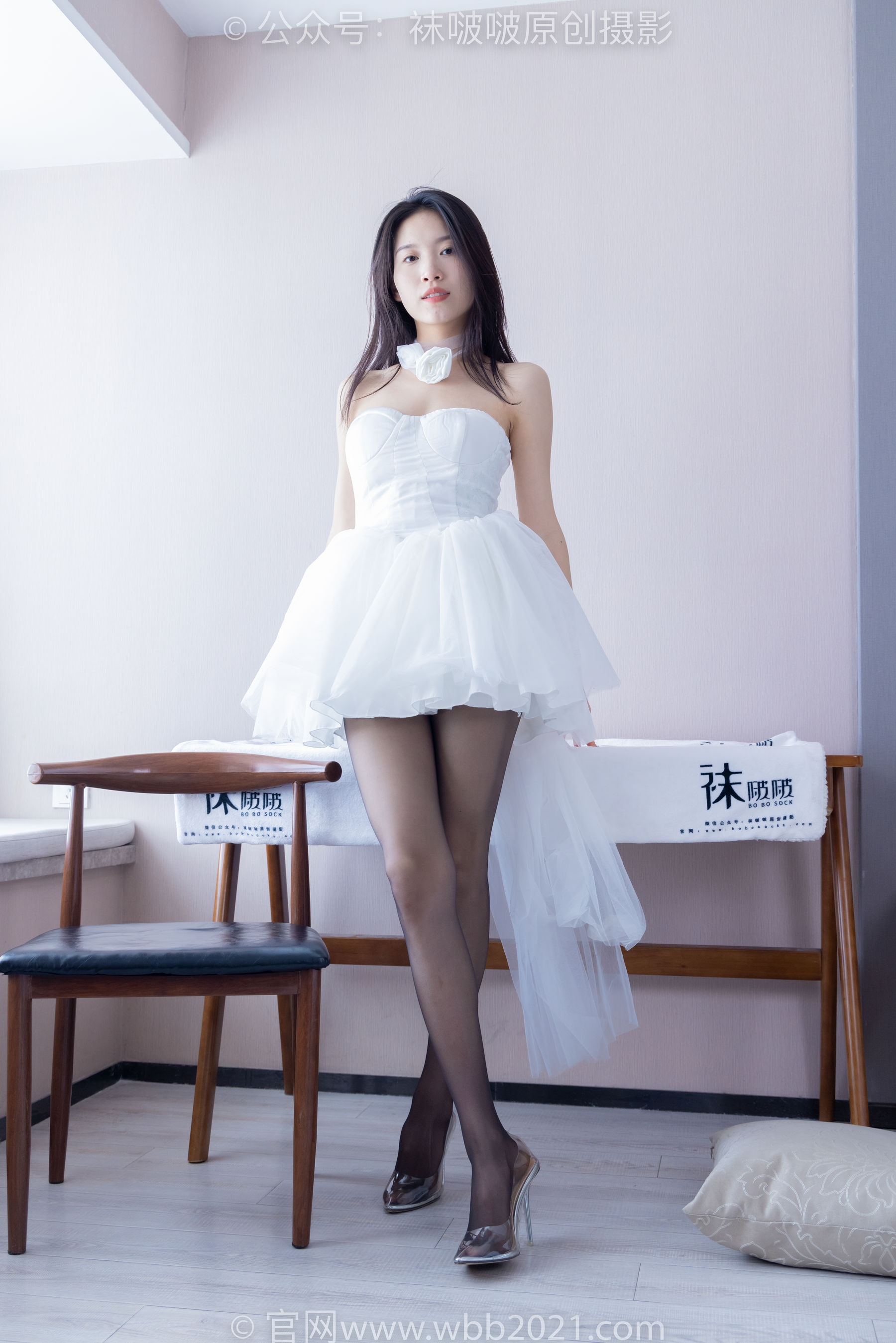 BoBoSocks袜啵啵 No.478 芝士 - 两双高跟鞋、黑丝、红丝/(169P)