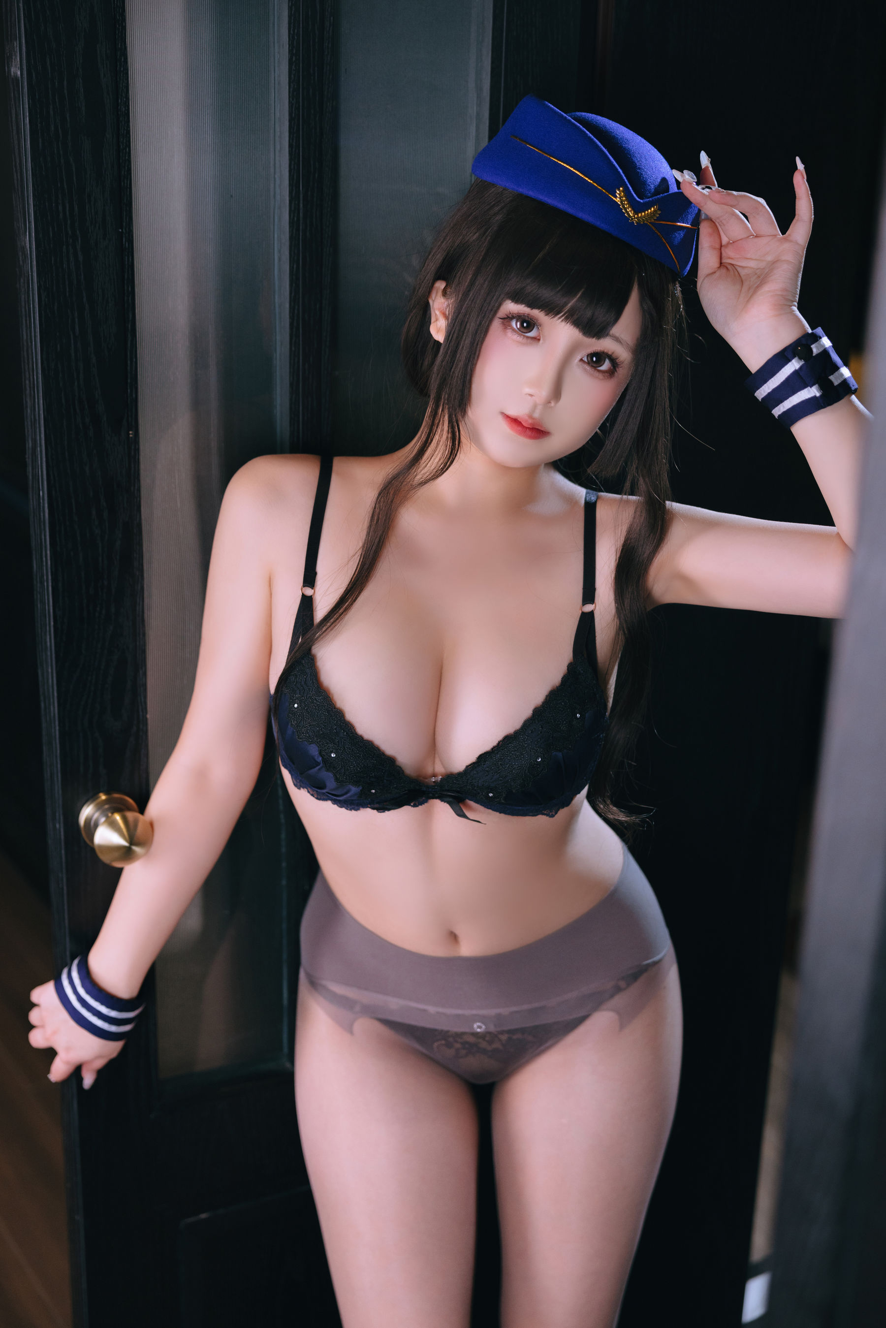 Cosplay 日奈娇 - 头等舱休息室/(116P)