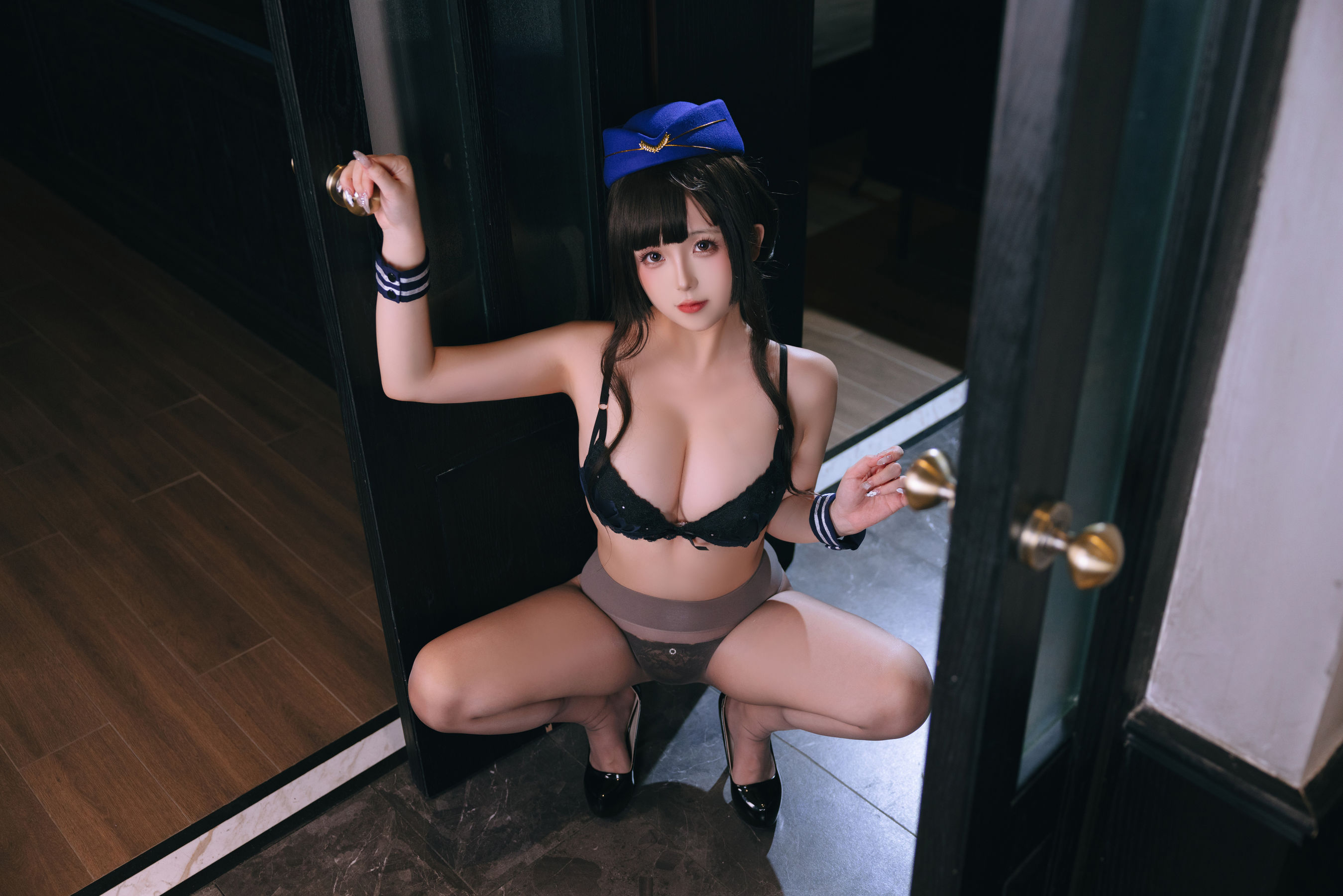 Cosplay 日奈娇 - 头等舱休息室/(116P)