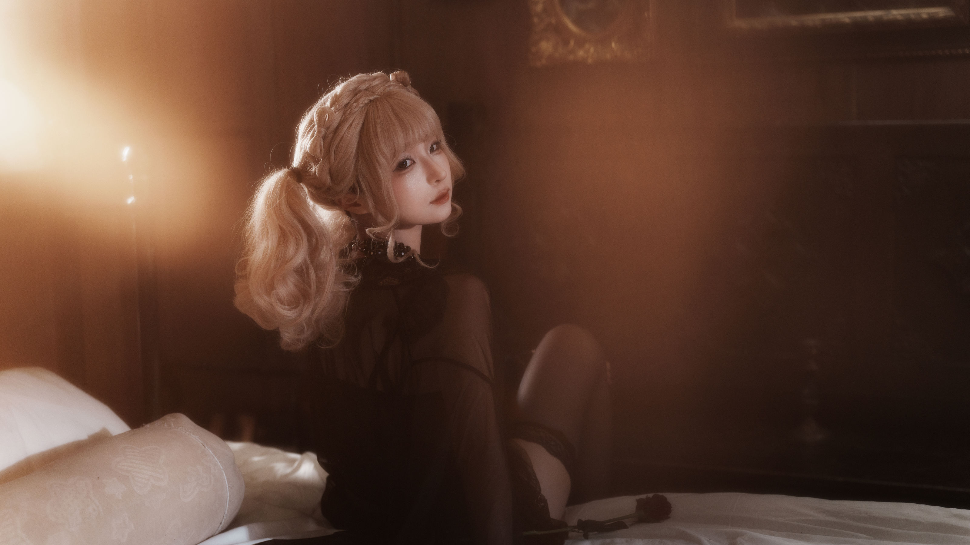 动漫博主蠢沫沫 - 黑红纱裙/(39P)