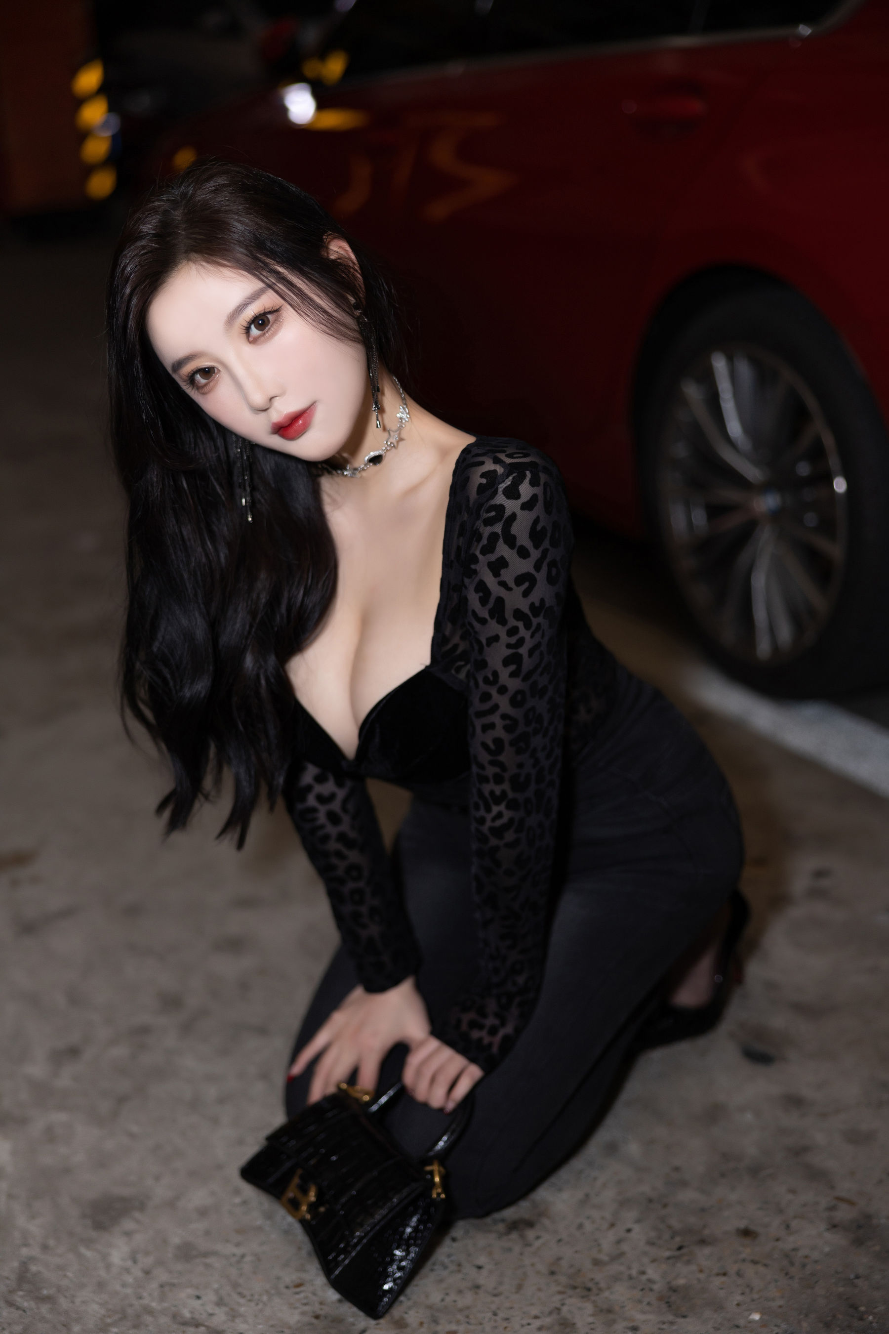 杨晨晨 - 黑色牛仔裤/(100P)