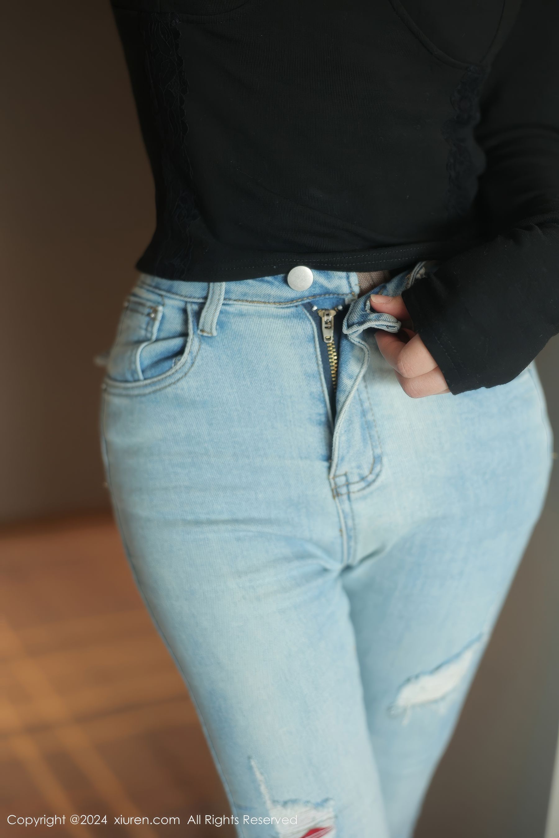 [秀人XiuRen] 2024.12.27 No.9666 爱酱里/(77P)