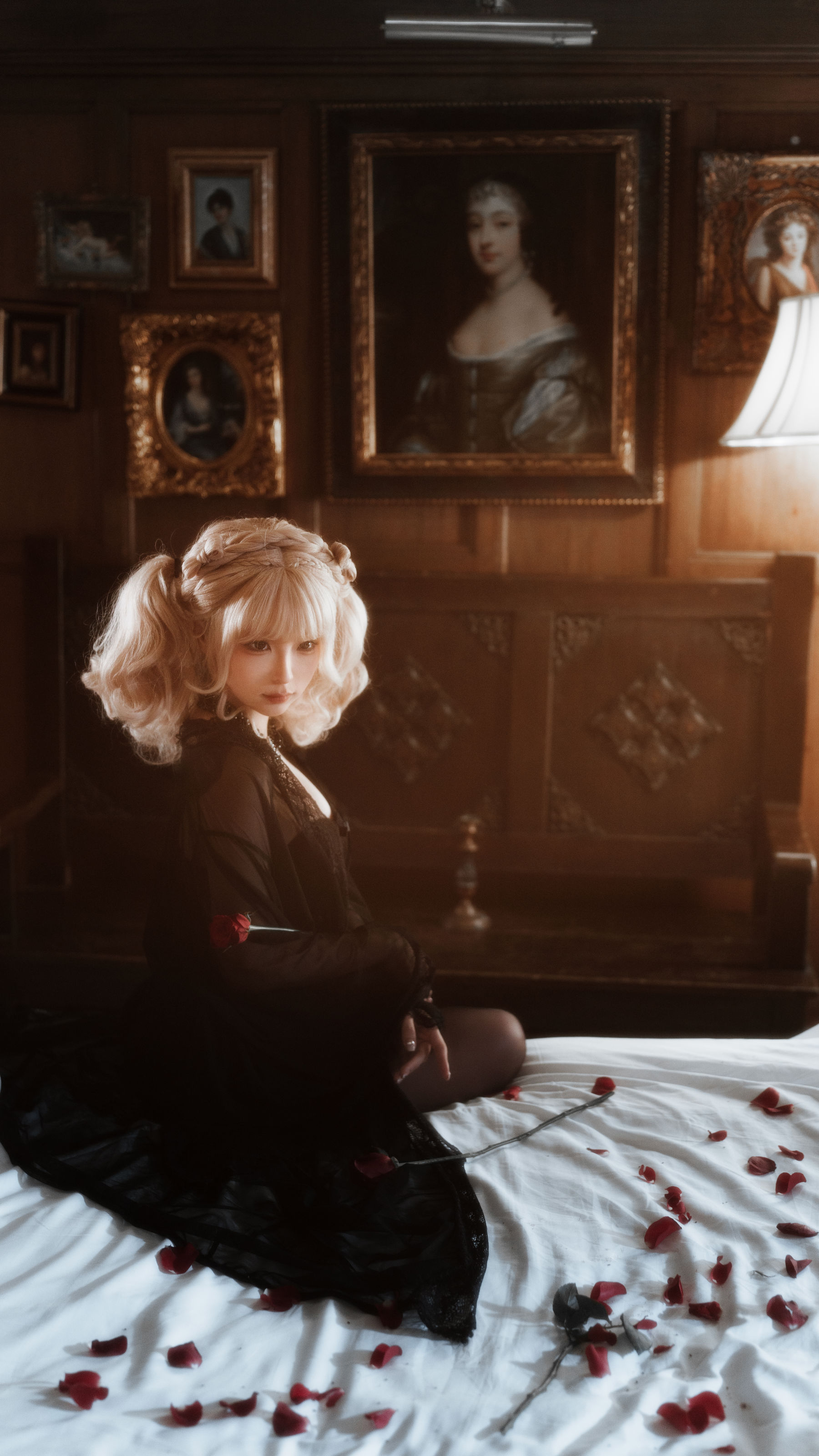 动漫博主蠢沫沫 - 黑红纱裙/(39P)