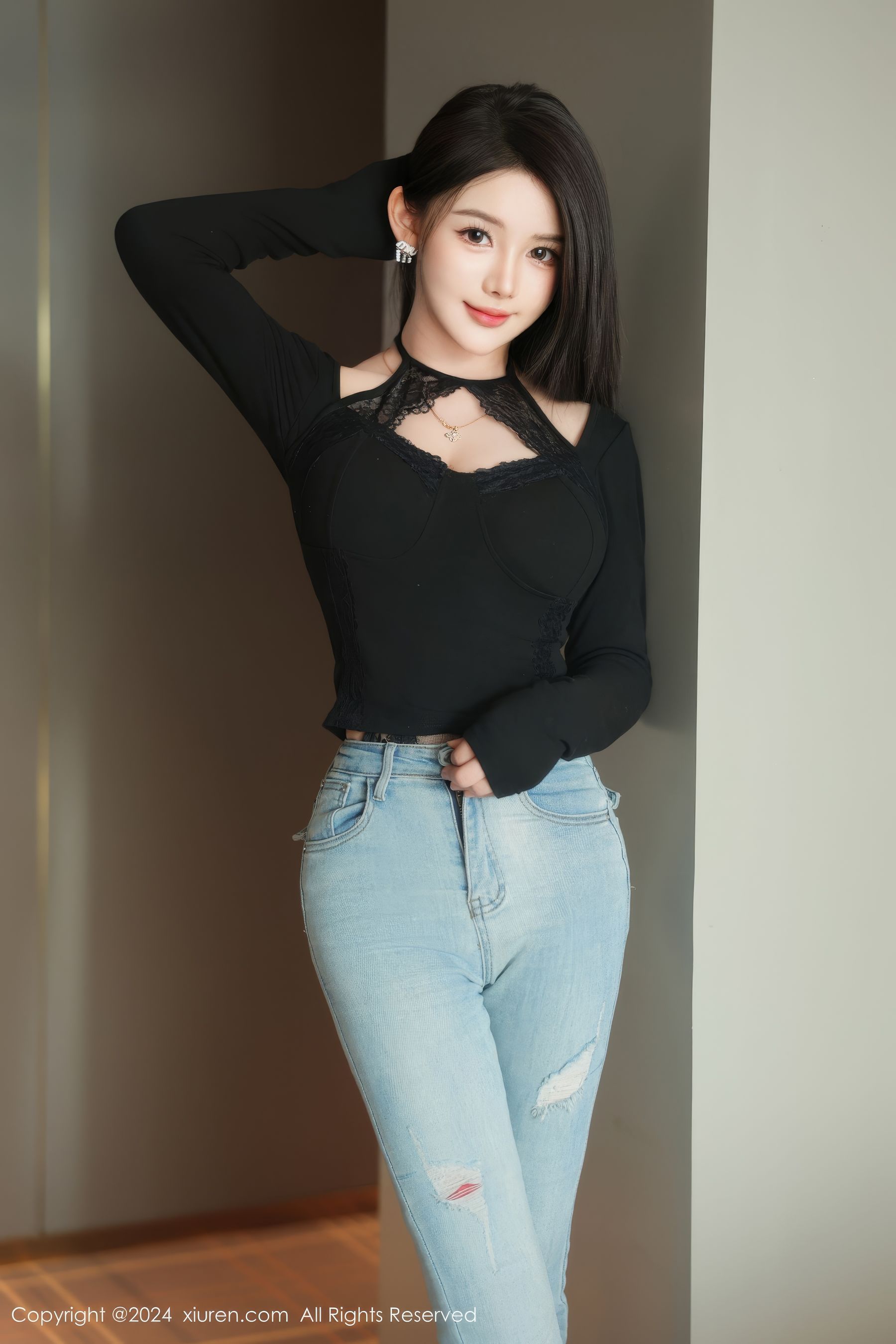 [秀人XiuRen] 2024.12.27 No.9666 爱酱里/(77P)