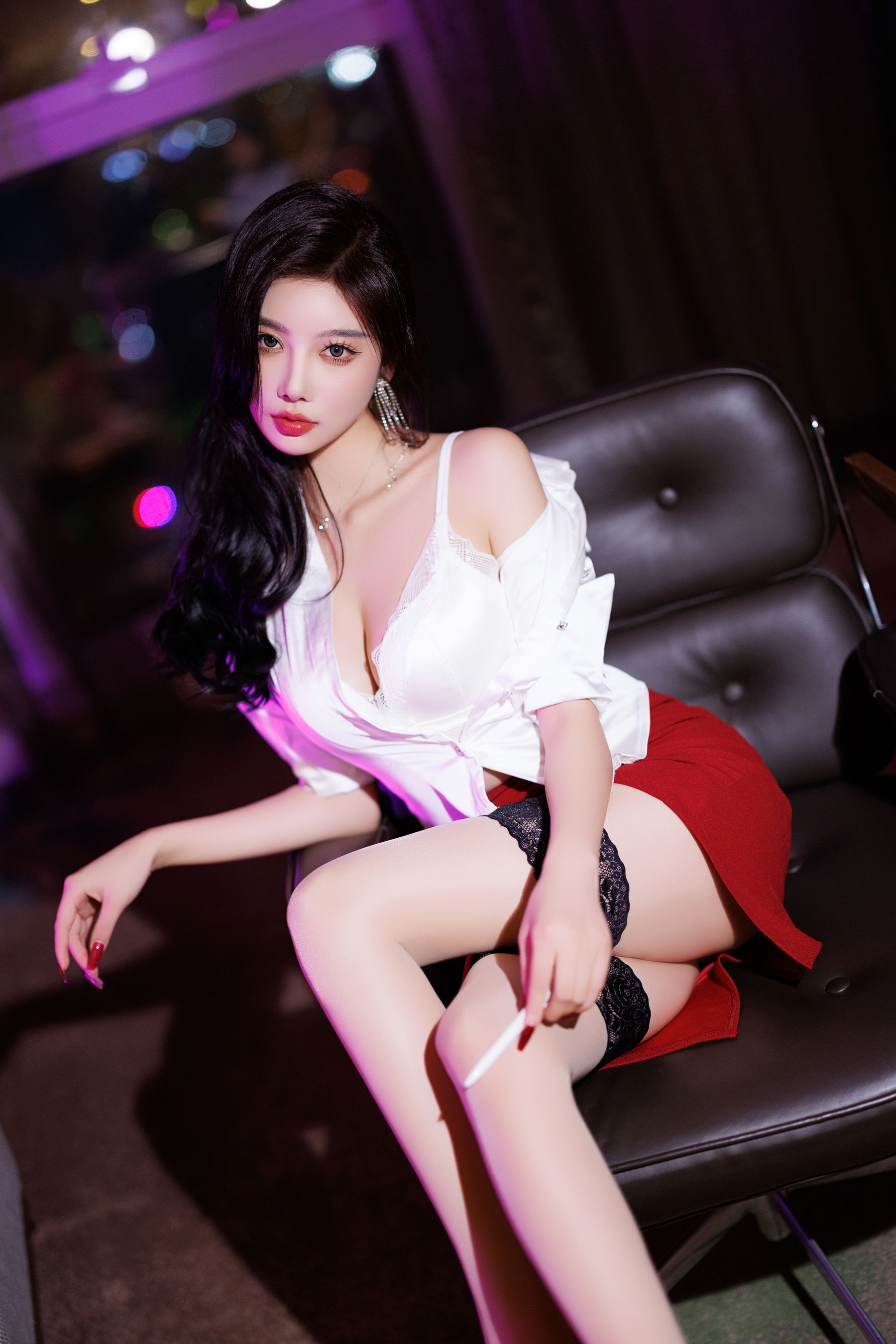 杨晨晨 - 红色短裙/(110P)