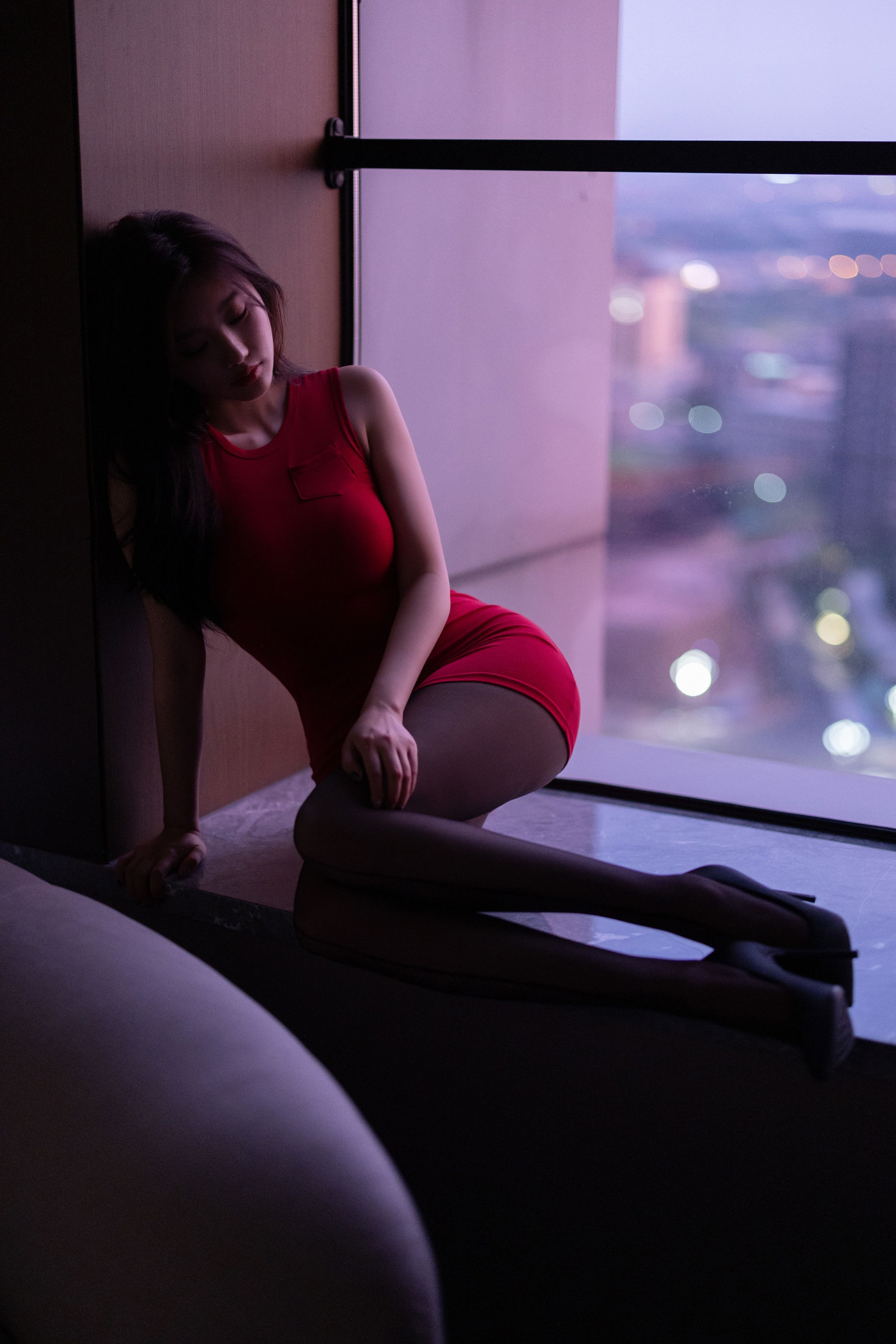 杨晨晨 - 红色连衣短裙/(103P)