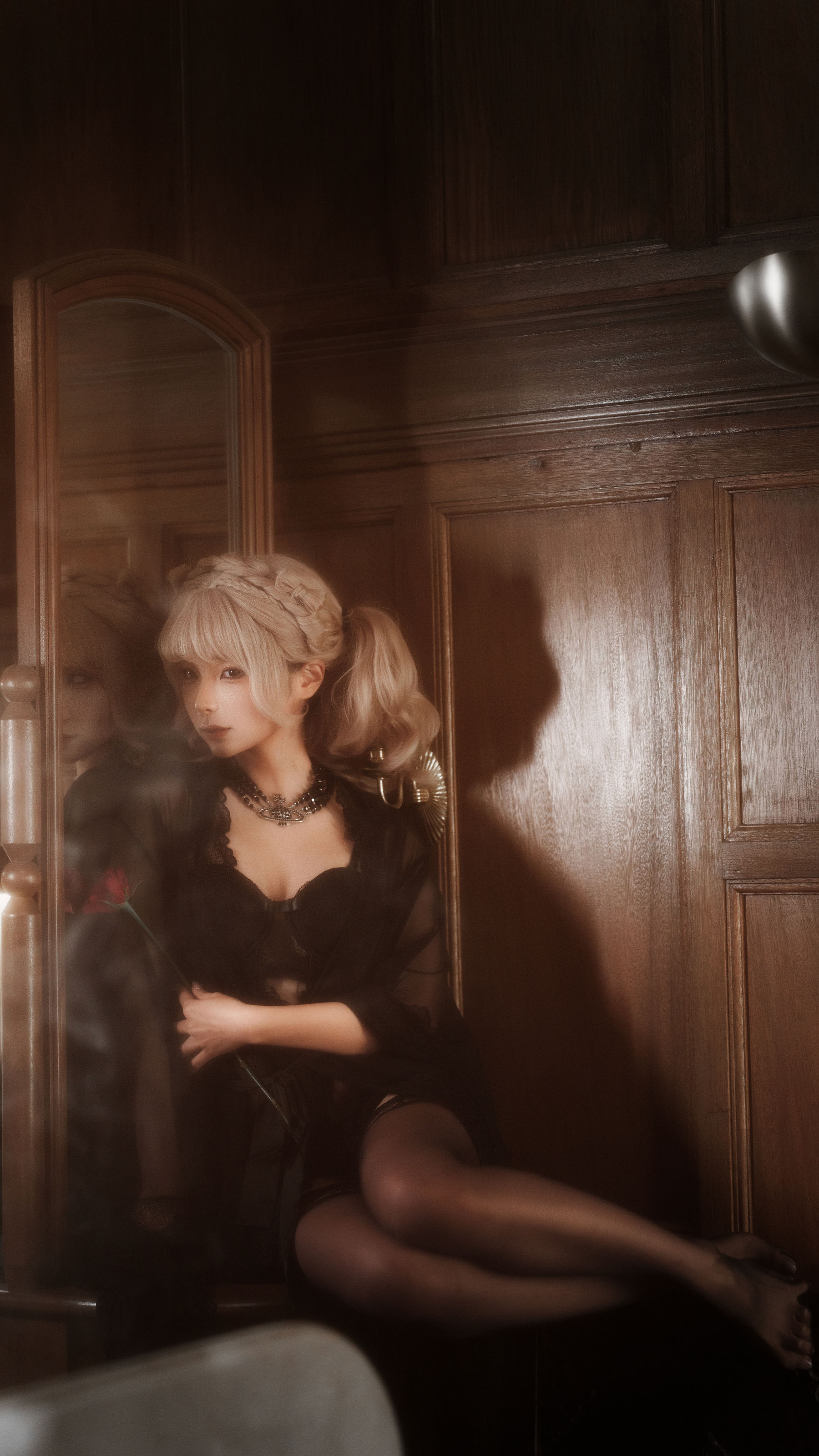 动漫博主蠢沫沫 - 黑红纱裙/(39P)