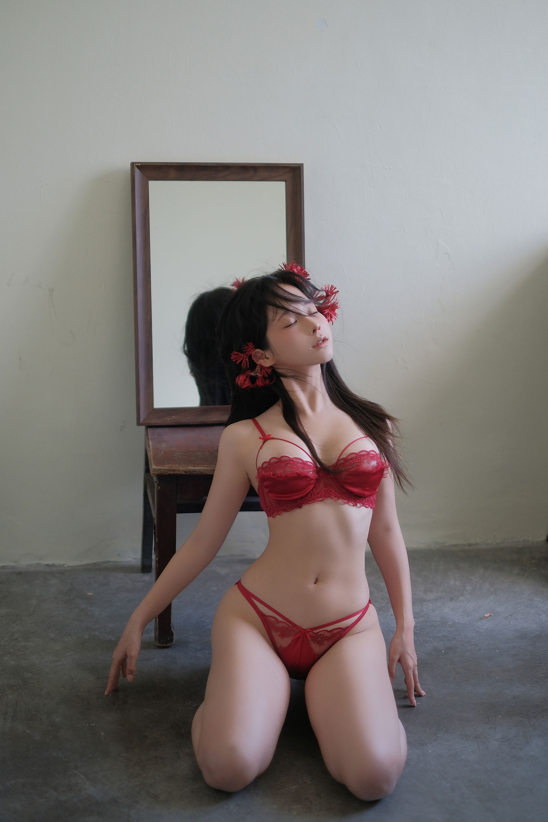 动漫博主蠢沫沫 - 红/(29P)