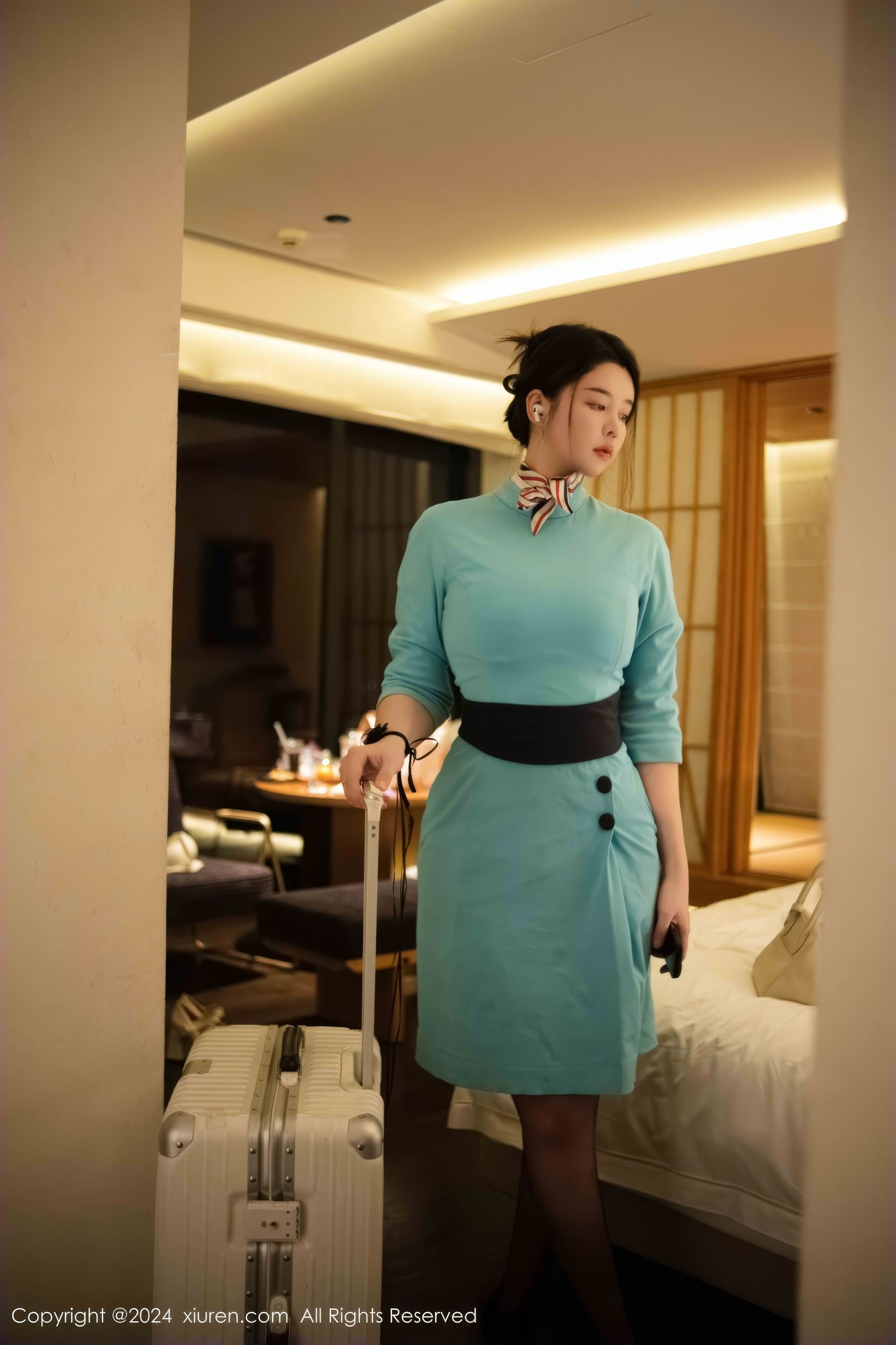 View - [XiuRen] 2024.12.17 No.9609 樱桃小犊子 - 图库库