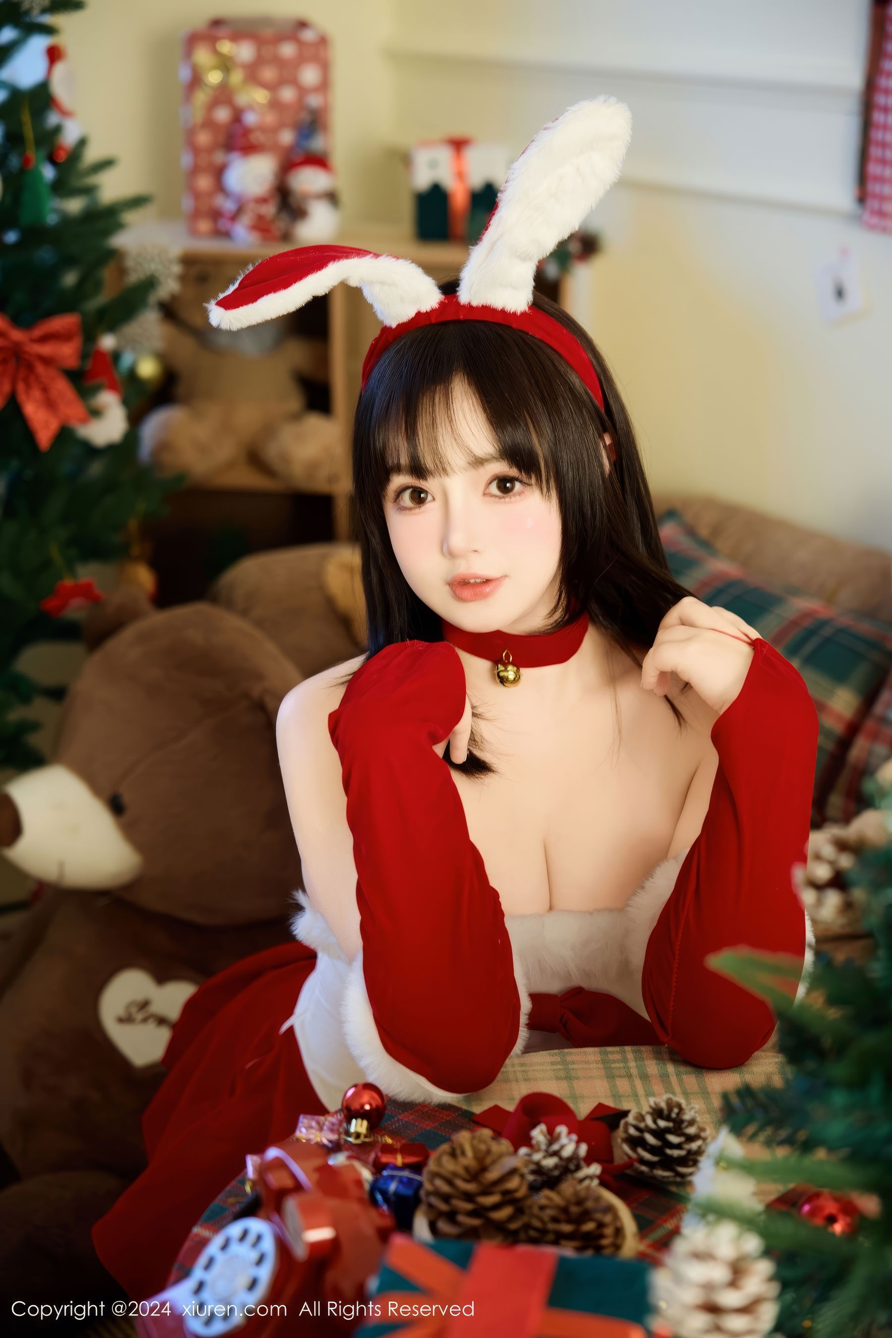 [秀人XiuRen] 2024.12.25 No.9656 养乐多Doll/(53P)