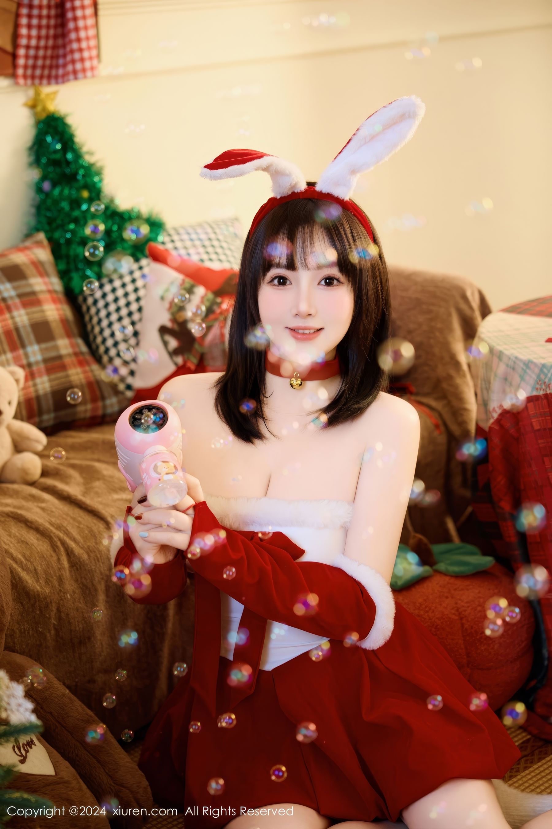 [秀人XiuRen] 2024.12.25 No.9656 养乐多Doll/(53P)