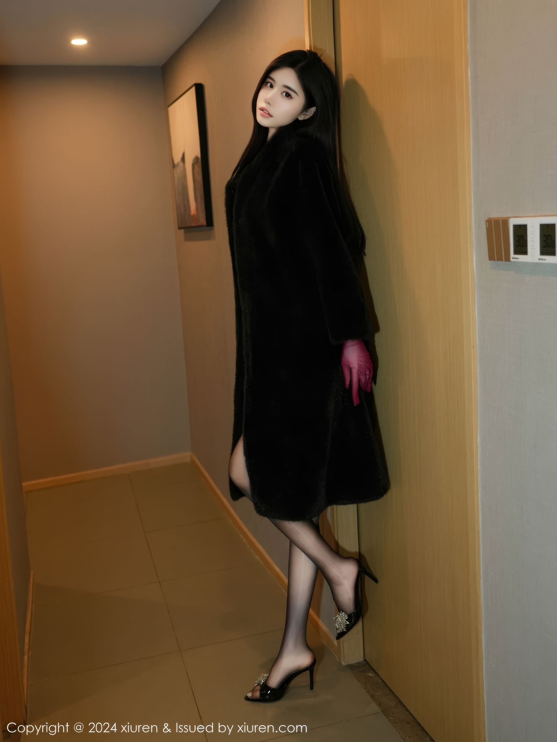 [秀人XiuRen] 2024.12.20 No.9633 Erikaki/(77P)