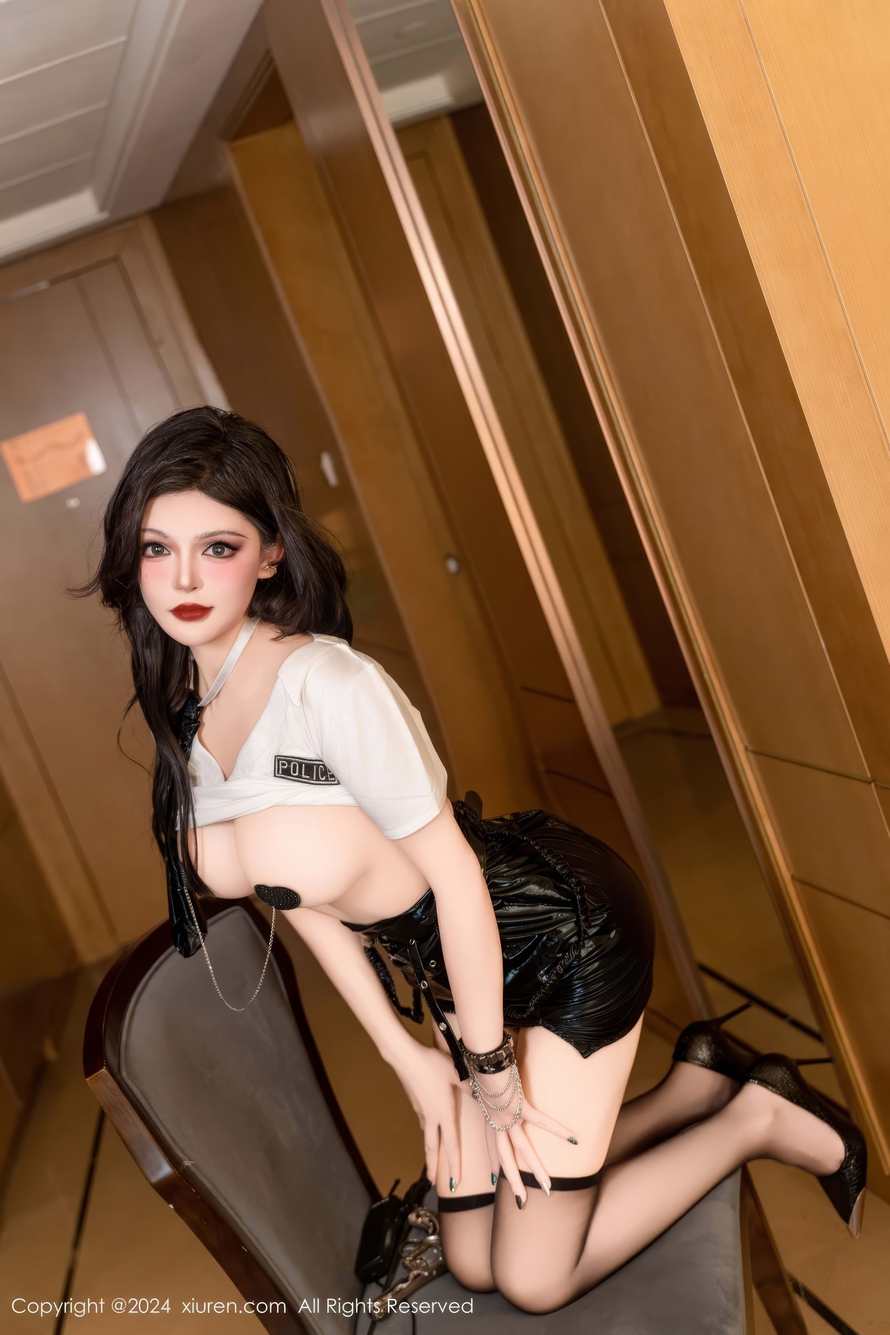 [秀人XiuRen] 2024.12.26 No.9661 伊丽莎有点白/(101P)
