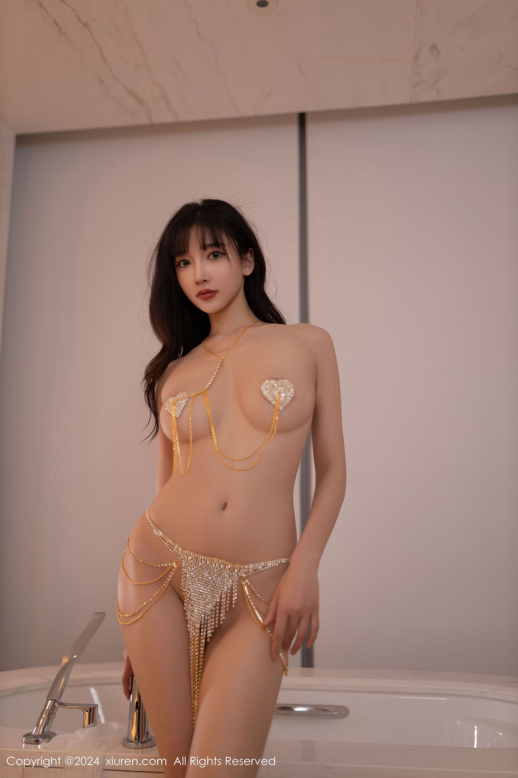 [秀人XiuRen] 2024.12.19 No.9625 陆萱萱/(80P)