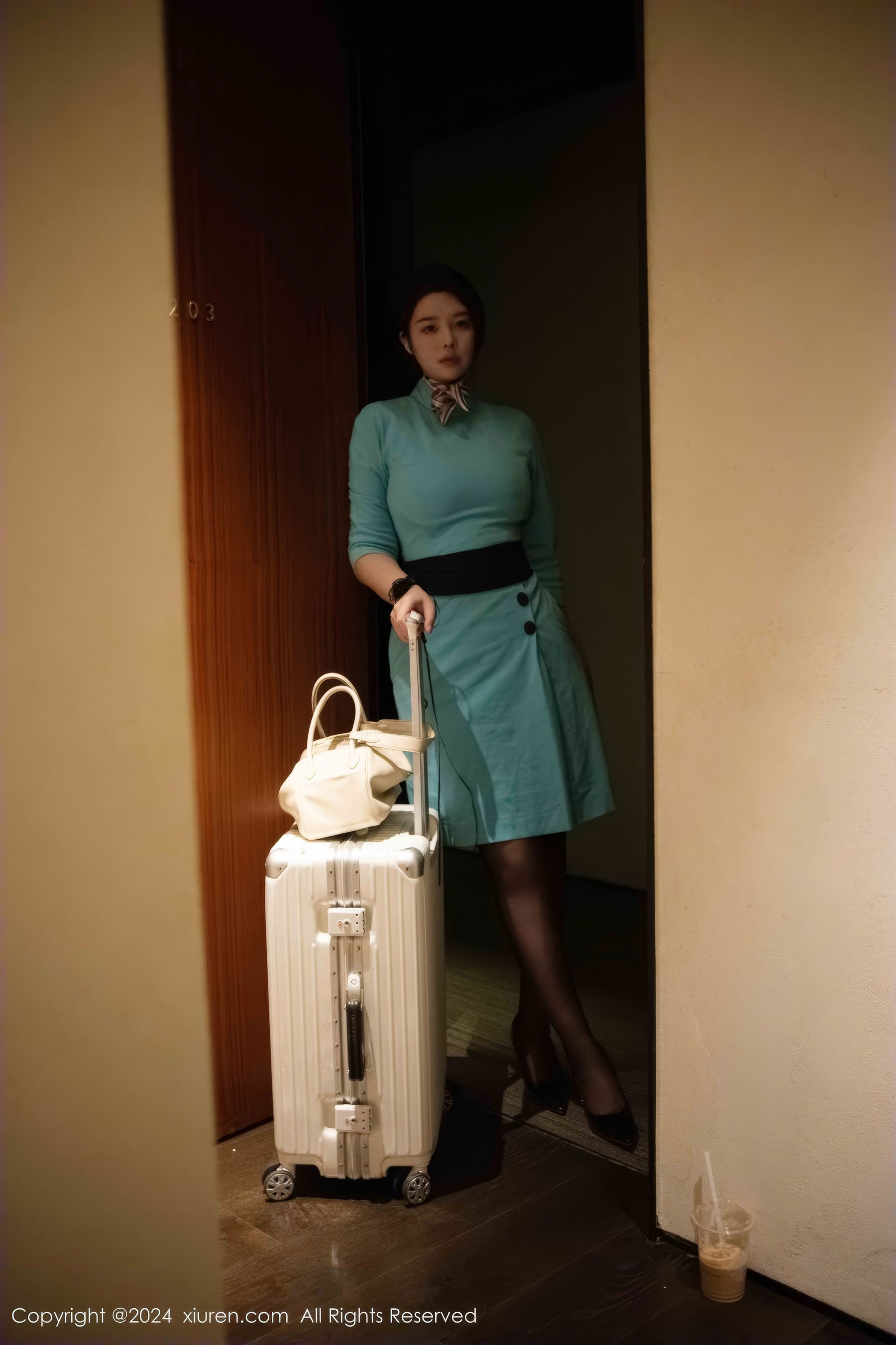 [秀人XiuRen] 2024.12.17 No.9609 樱桃小犊子/(41P)