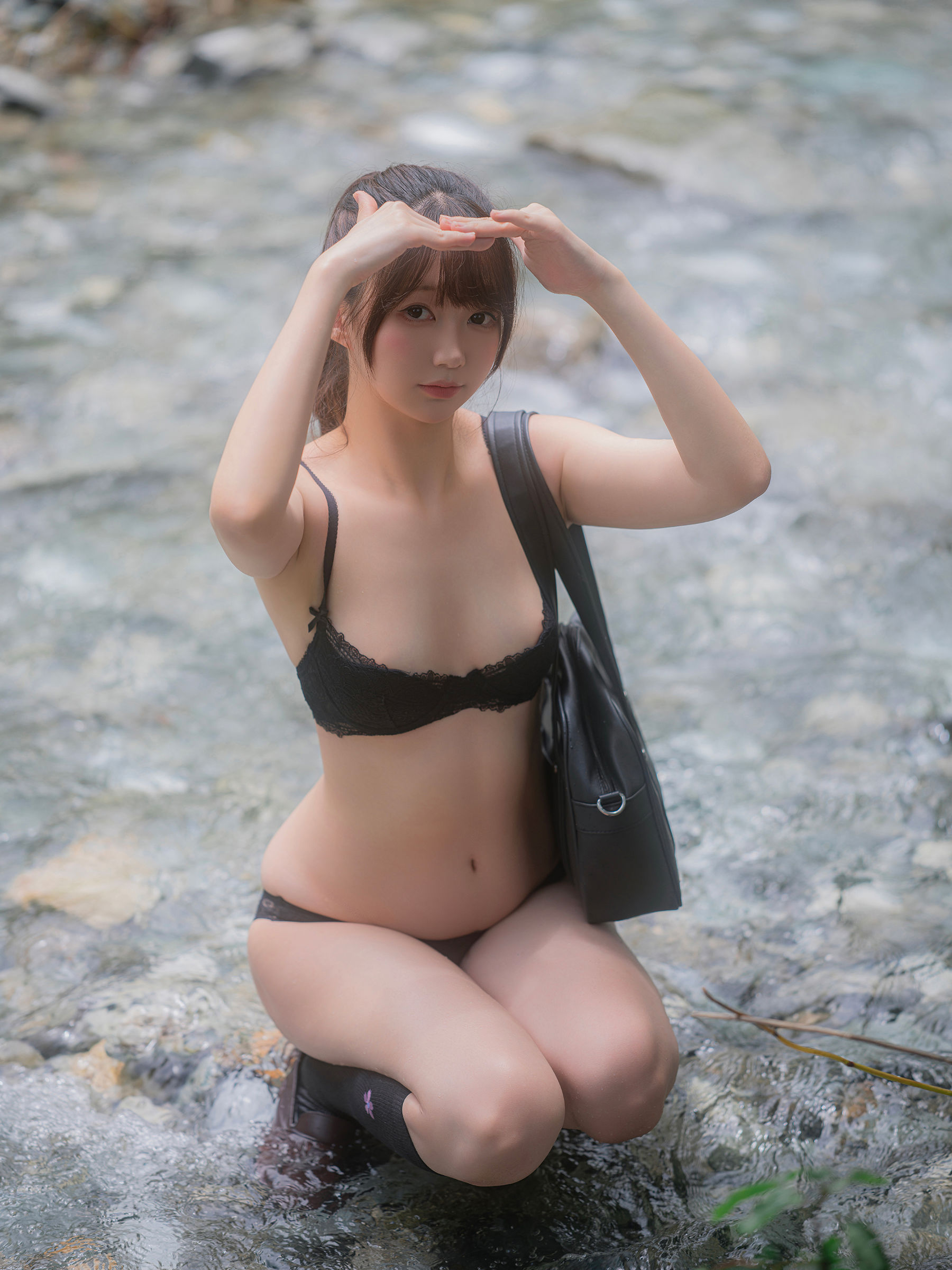 NAGISA魔物喵 - 川で水遊び/(110P)