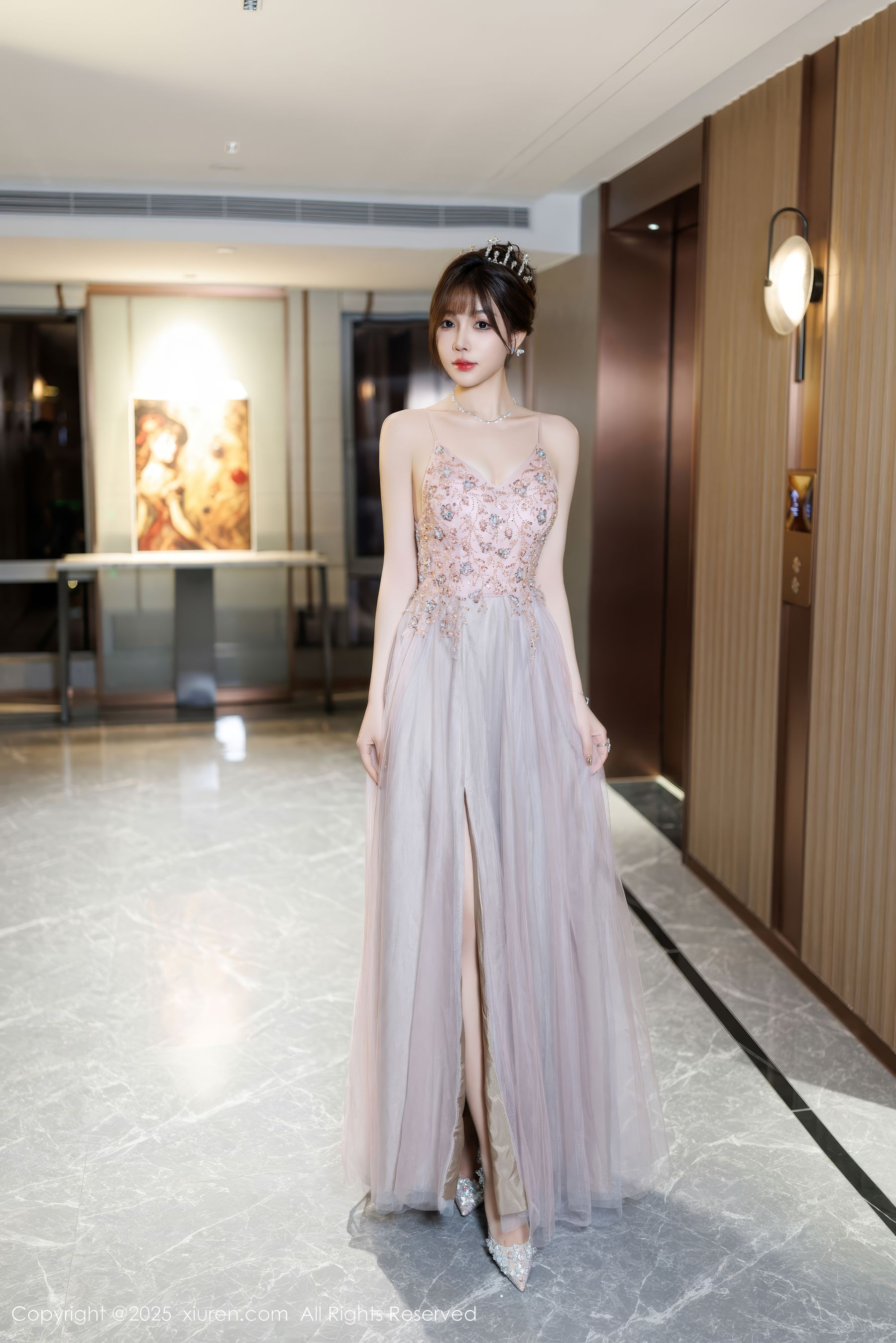 [秀人XiuRen] 2025.01.02 No.9699 徐莉芝Booty/(100P)