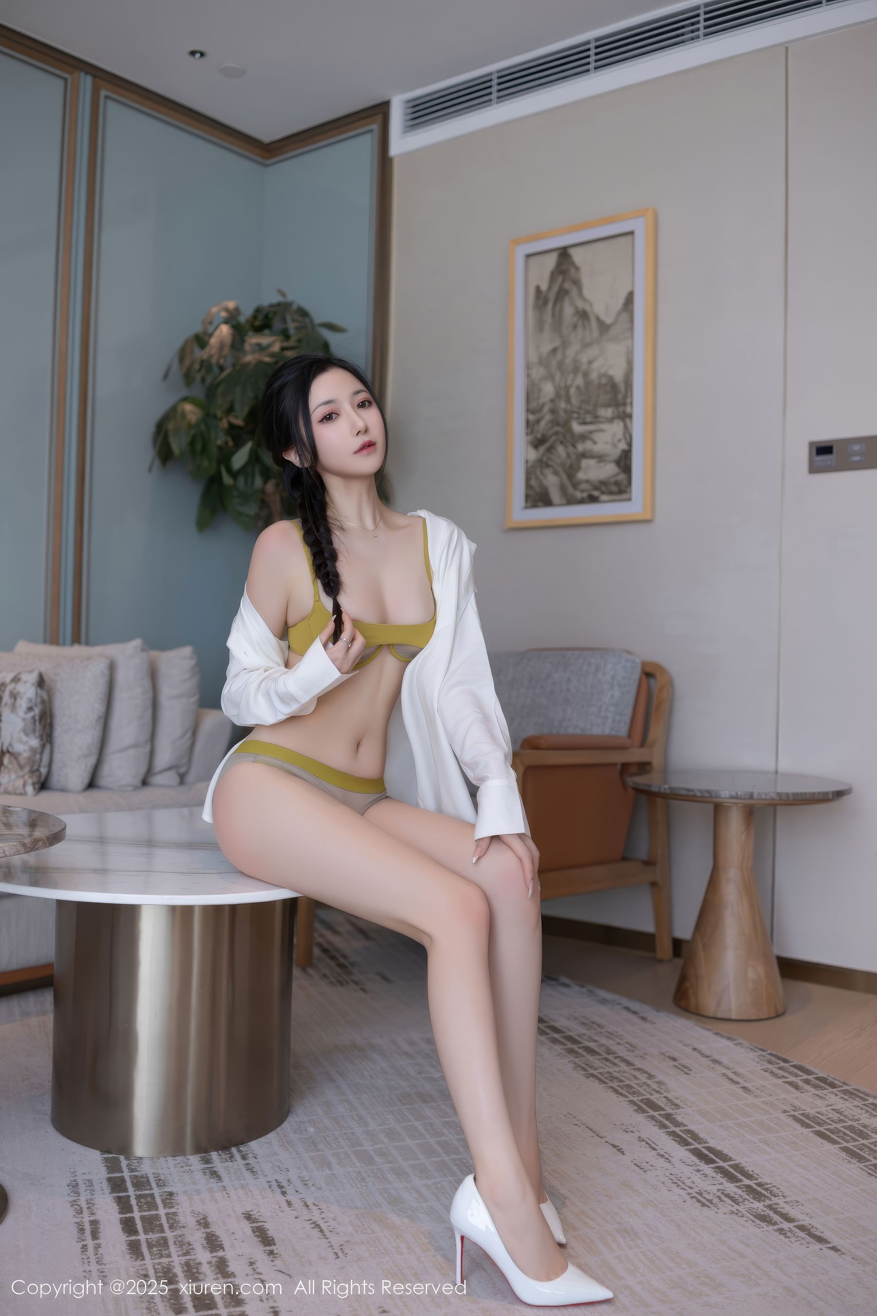 [秀人XiuRen] 2025.01.03 No.9709 鱼子酱Fish/(80P)