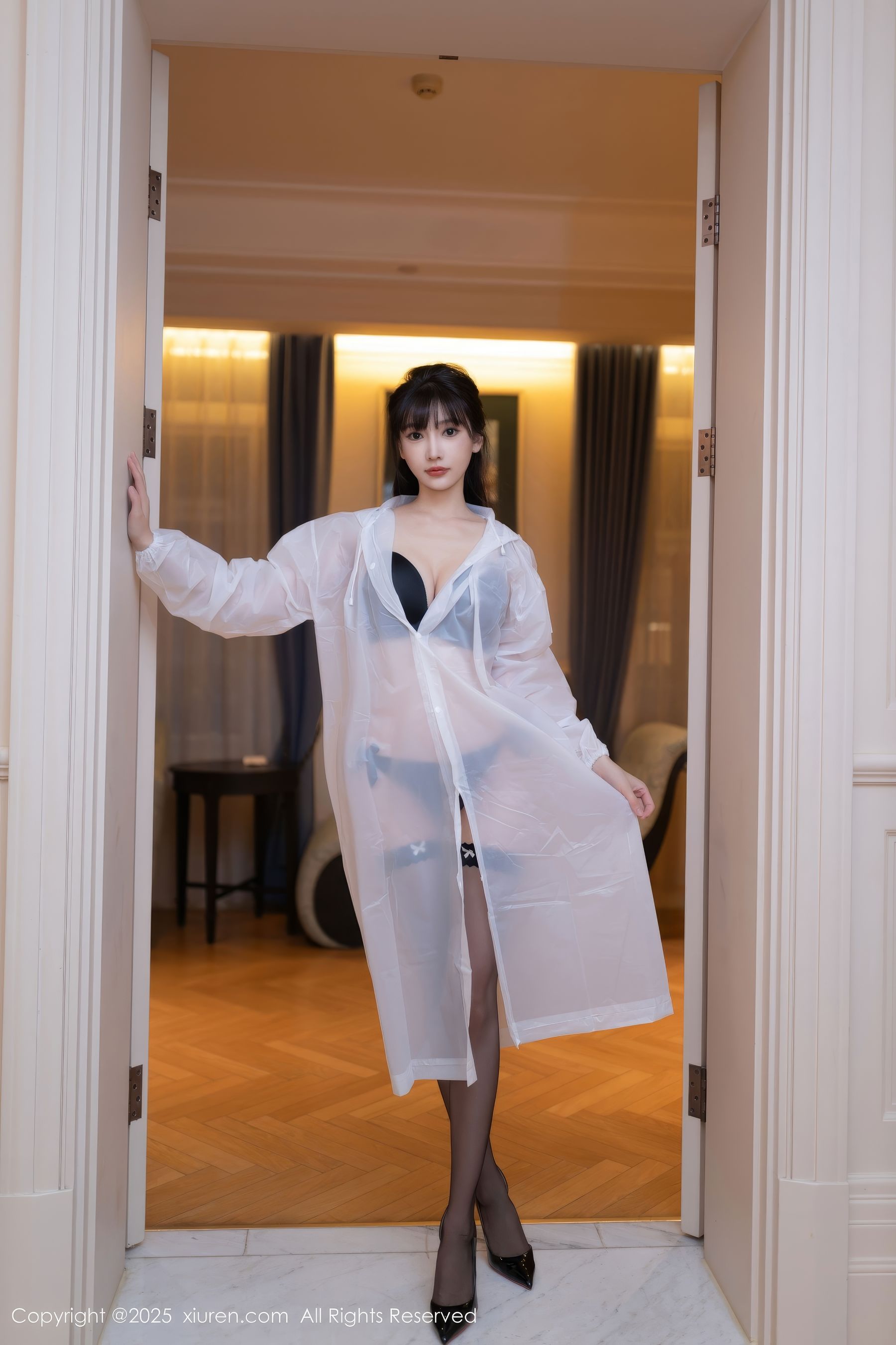 [秀人XiuRen] 2025.01.02 No.9700 陆萱萱/(80P)