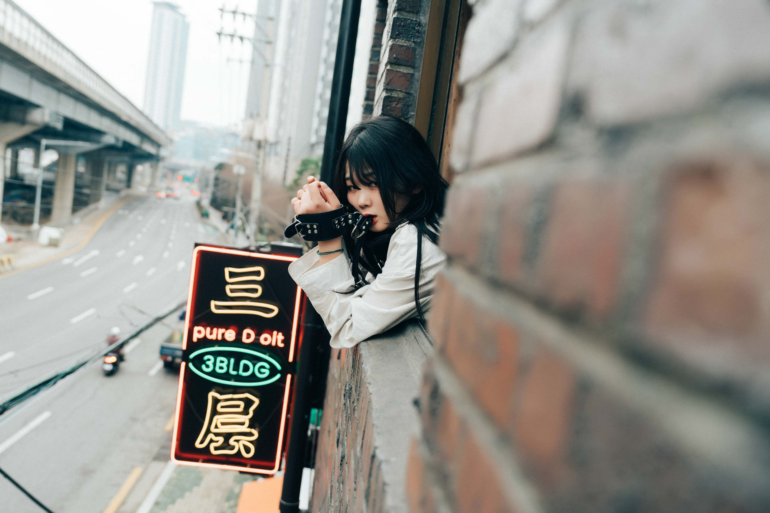 Haivia Zia - Tight and Closer/(19P)