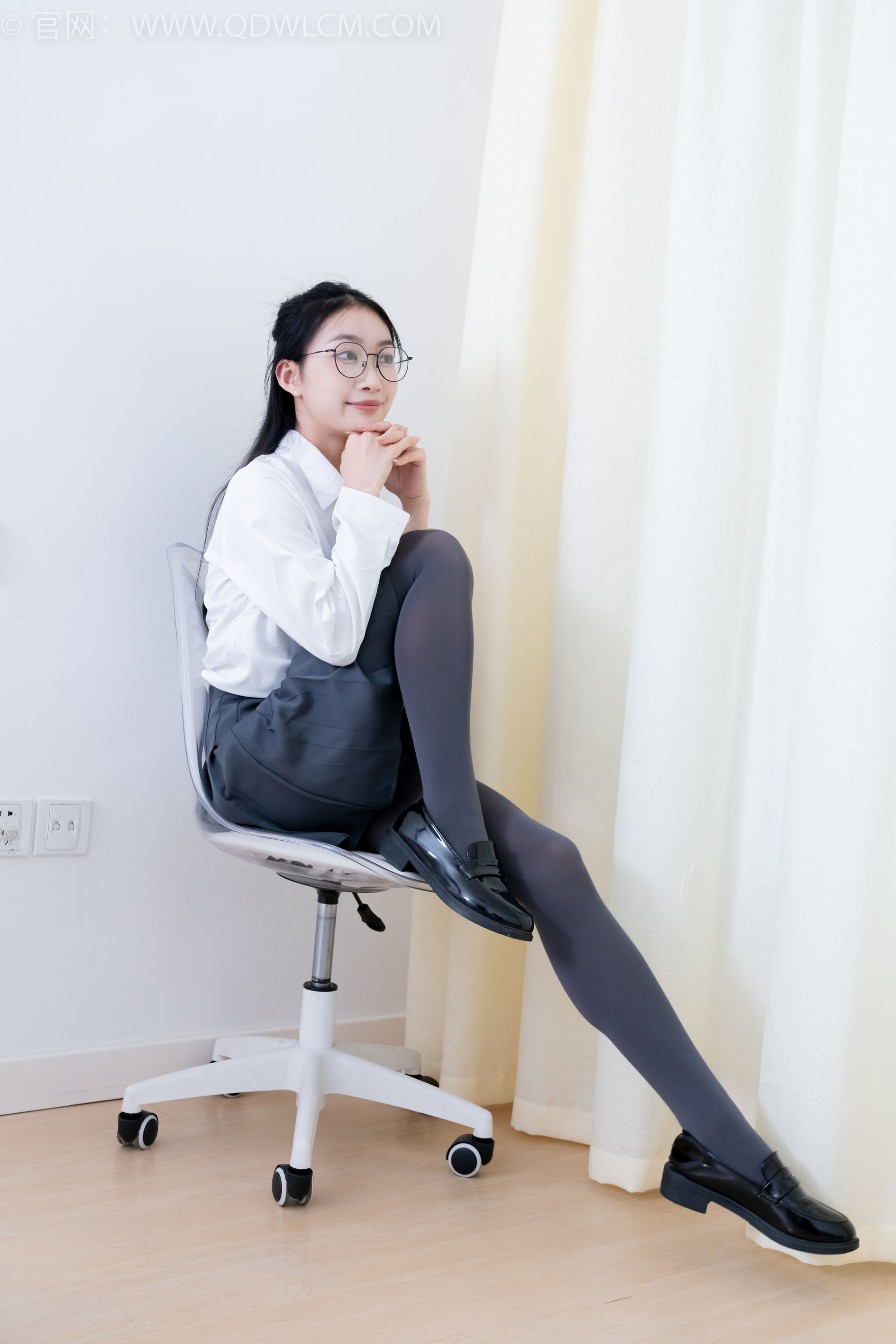 物恋传媒 No.2221 小影 -未来的诗/(160P)