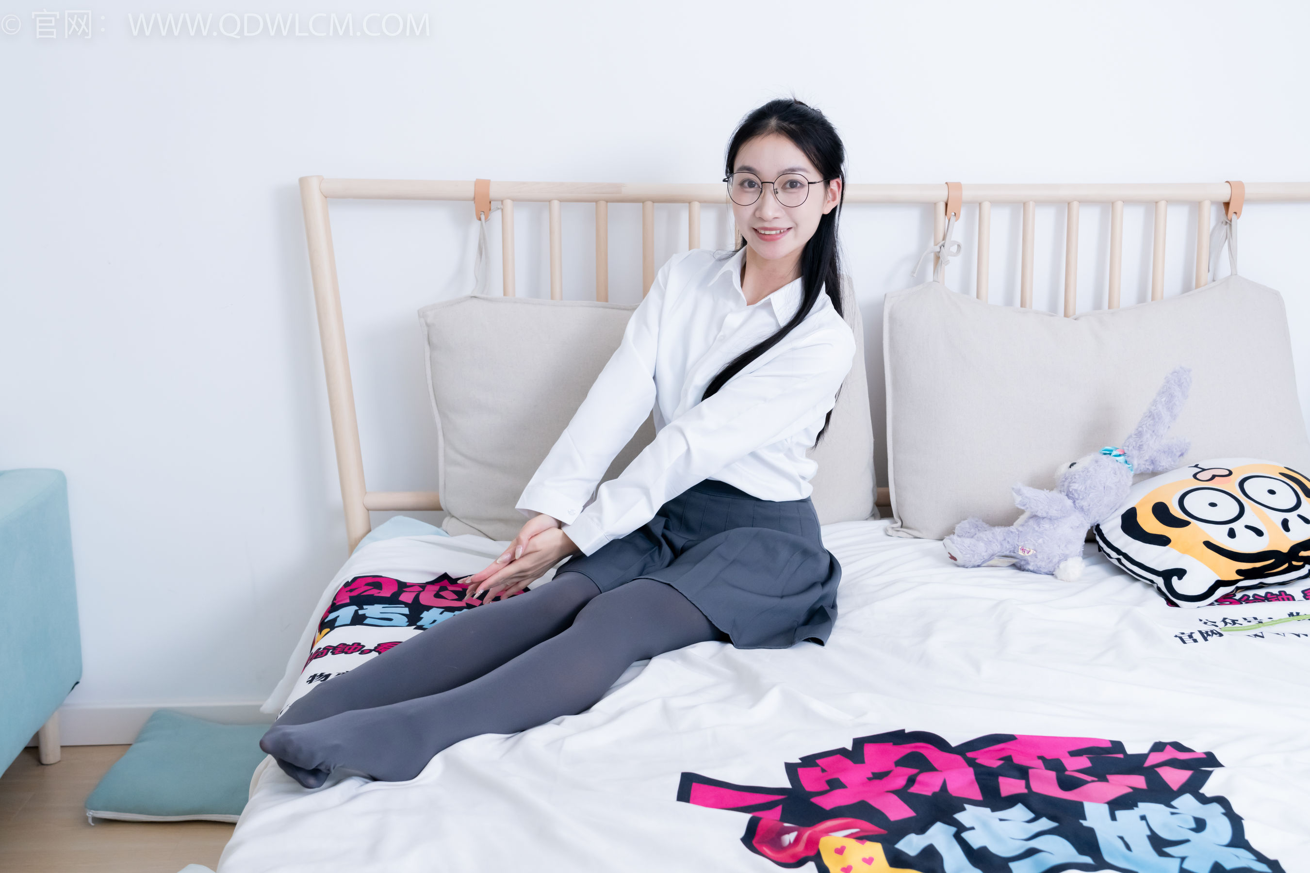 物恋传媒 No.2221 小影 -未来的诗/(160P)