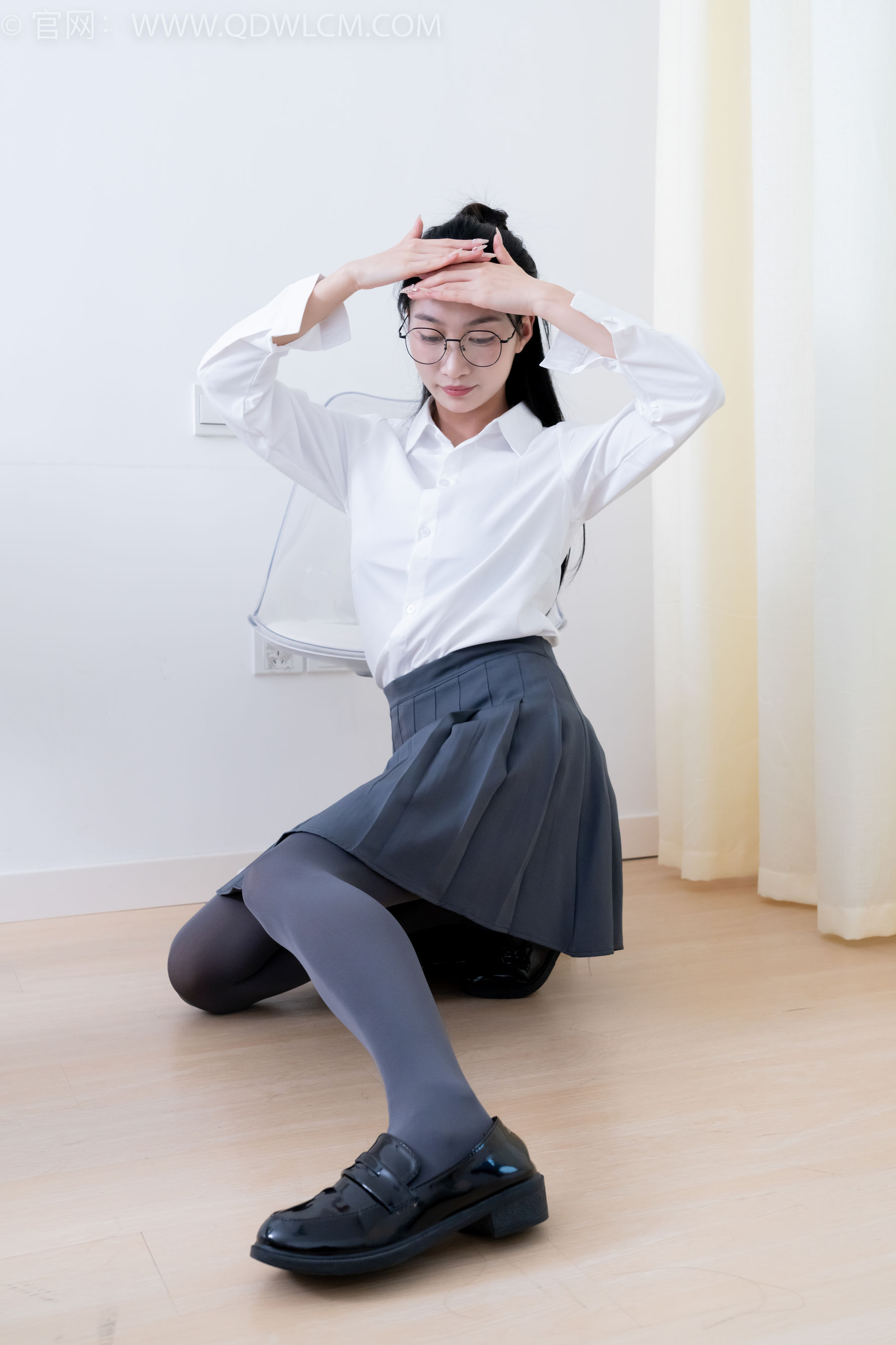 物恋传媒 No.2221 小影 -未来的诗/(160P)