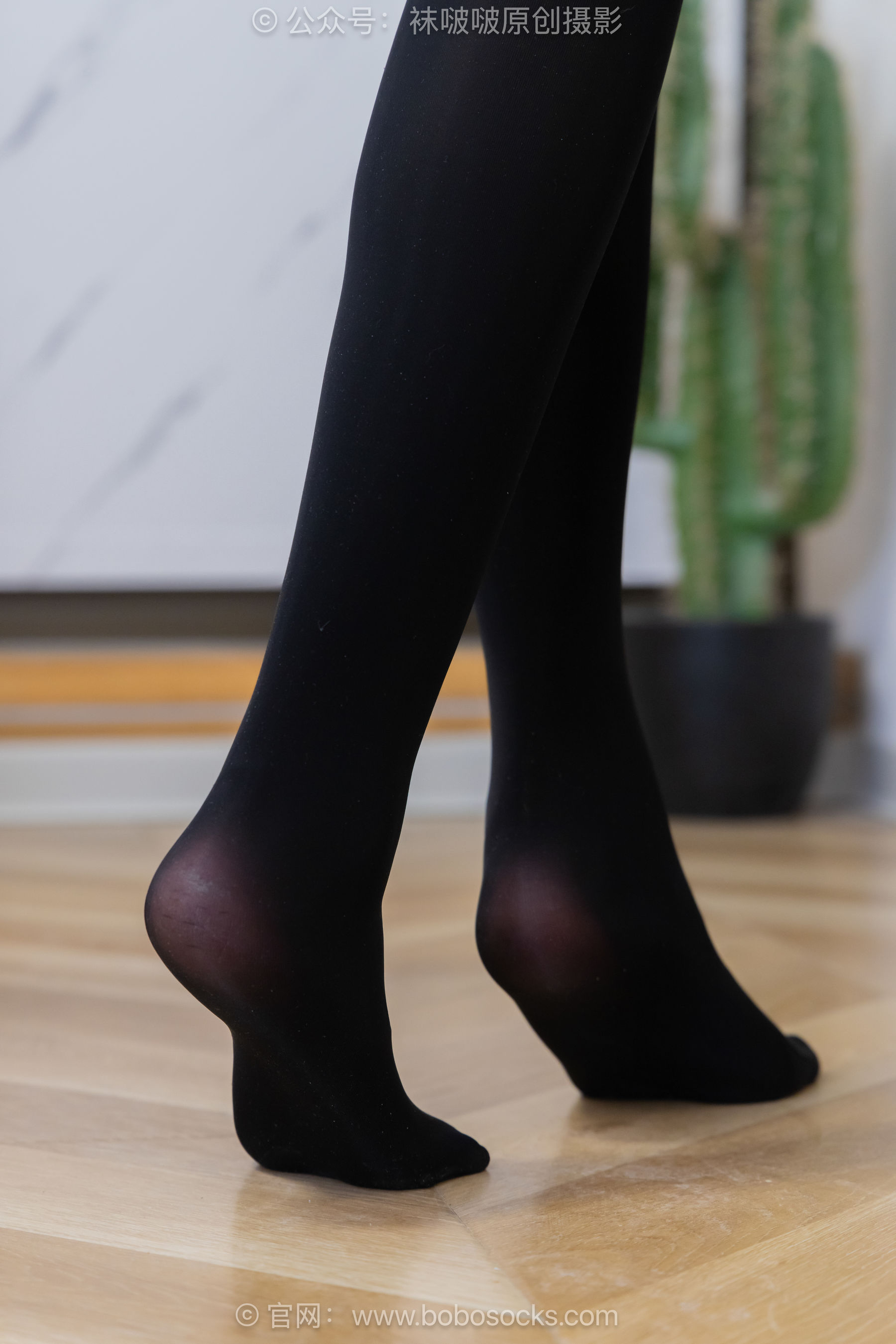 BoBoSocks袜啵啵 No.487 小甜豆 高跟鞋、油亮厚黑丝、黑色丝手套/(145P)