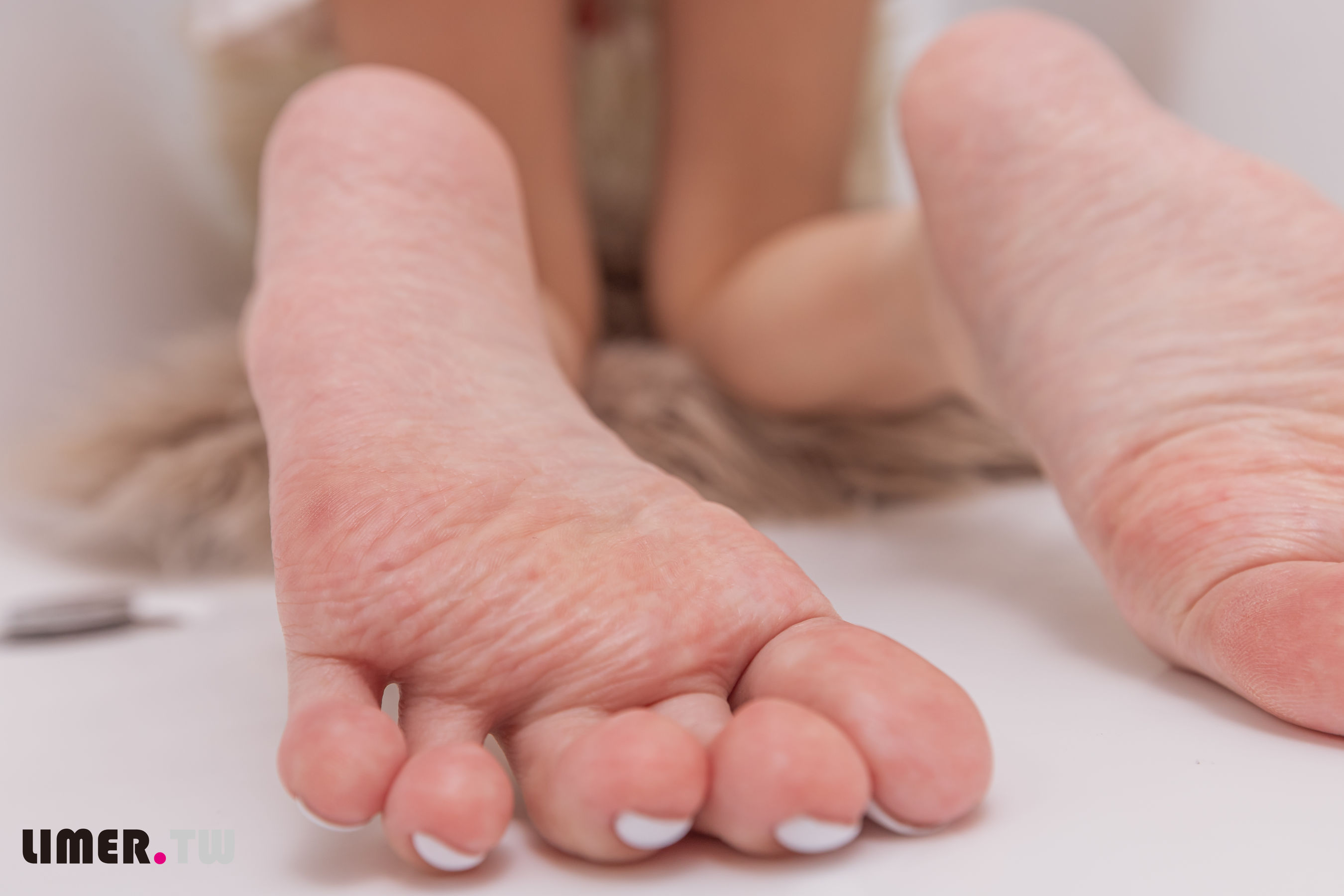 Limerence原创 No.093 小容包 浴室高跟鞋邂逅/(175P)